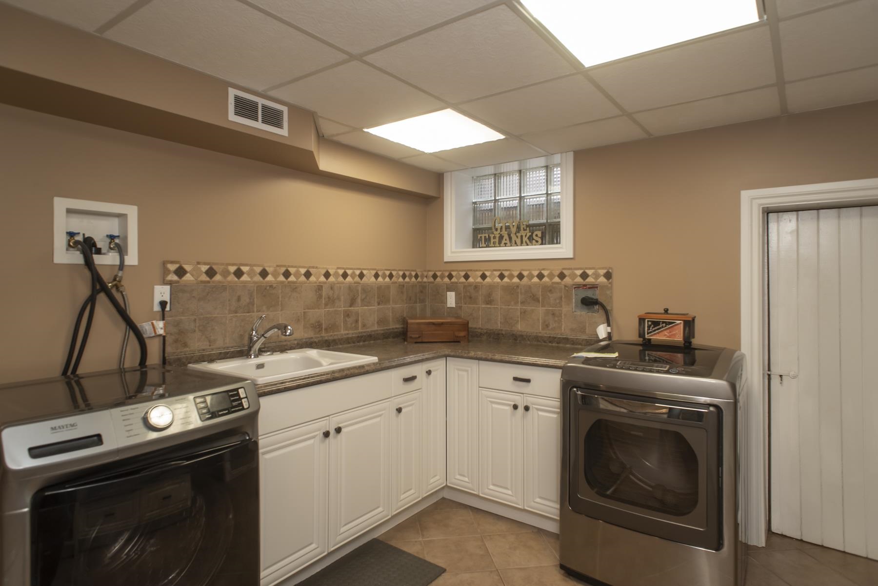 338 Catherine Street, Thunder Bay, Ontario, Canada photo 48