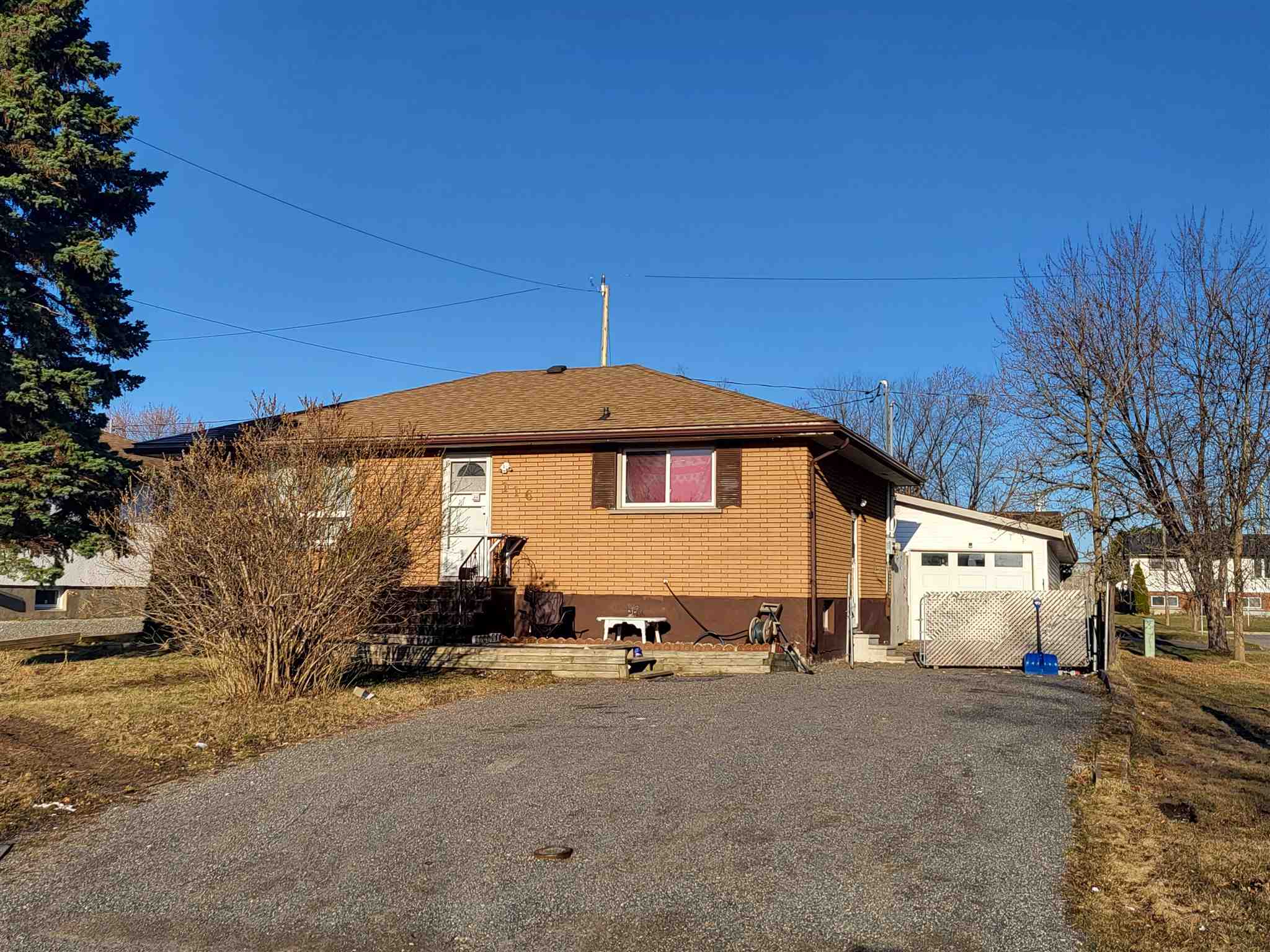 116 Huntington Court, Thunder Bay, Ontario, Canada photo 1