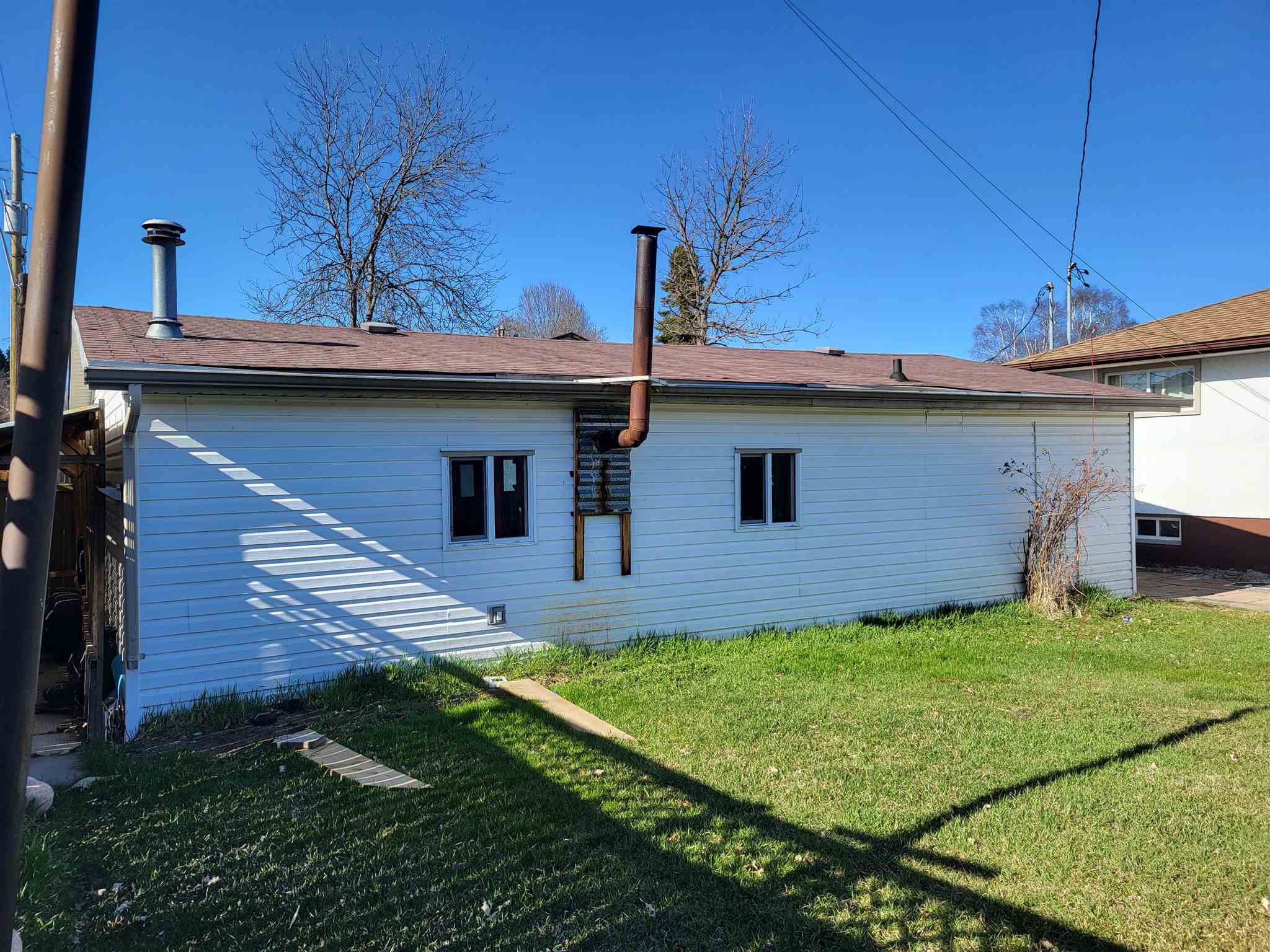116 Huntington Court, Thunder Bay, Ontario, Canada photo 3