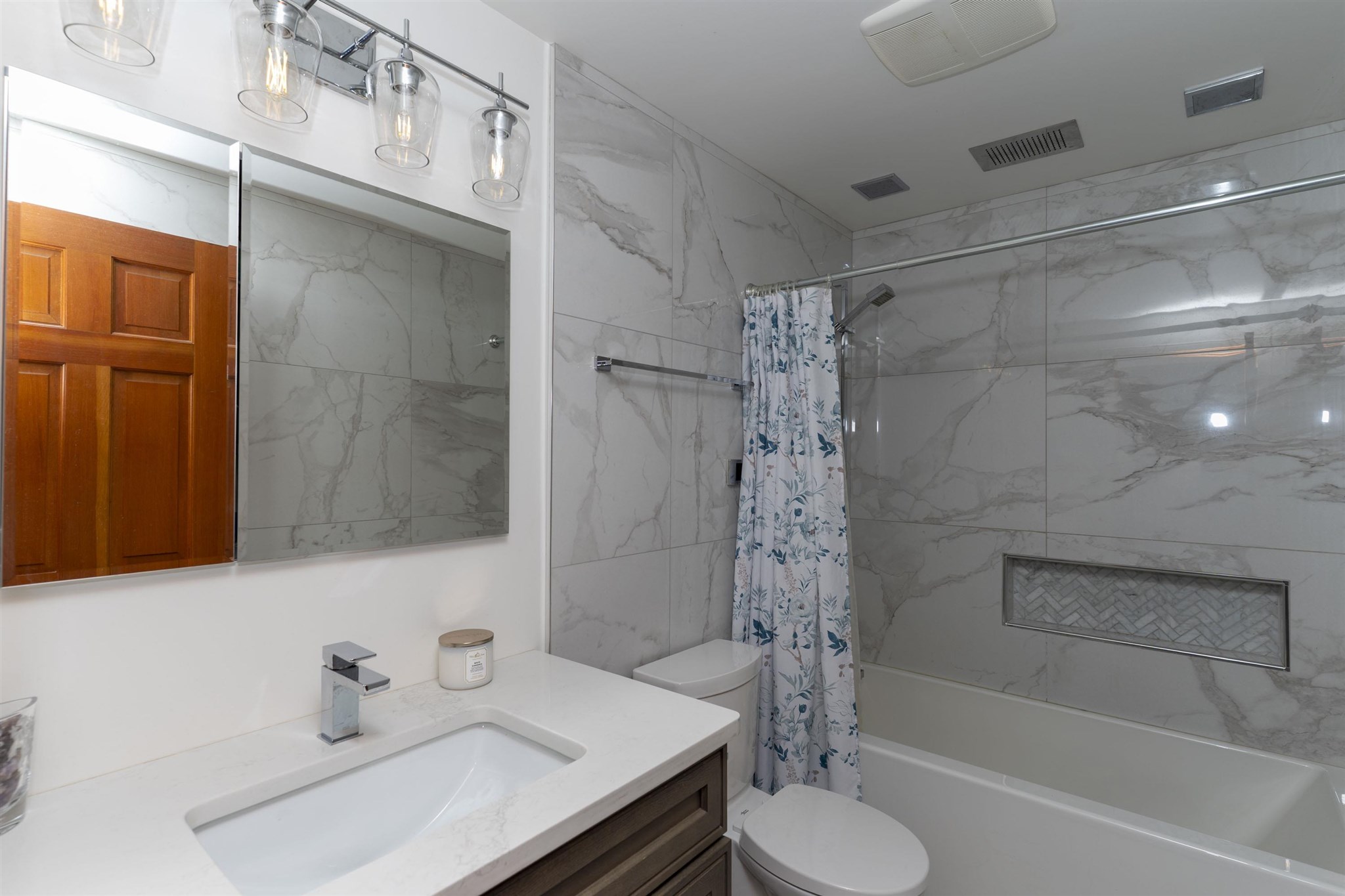 2300 Finch Street, Thunder Bay, Ontario, Canada photo 17