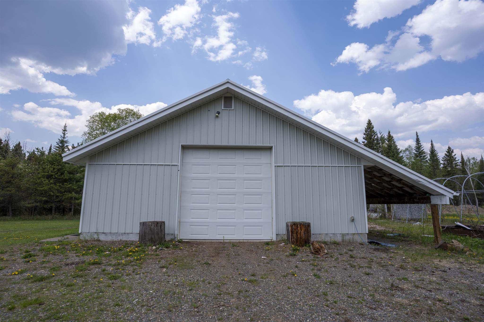 23 Gronroos Road, Thunder Bay, Ontario, Canada photo 2