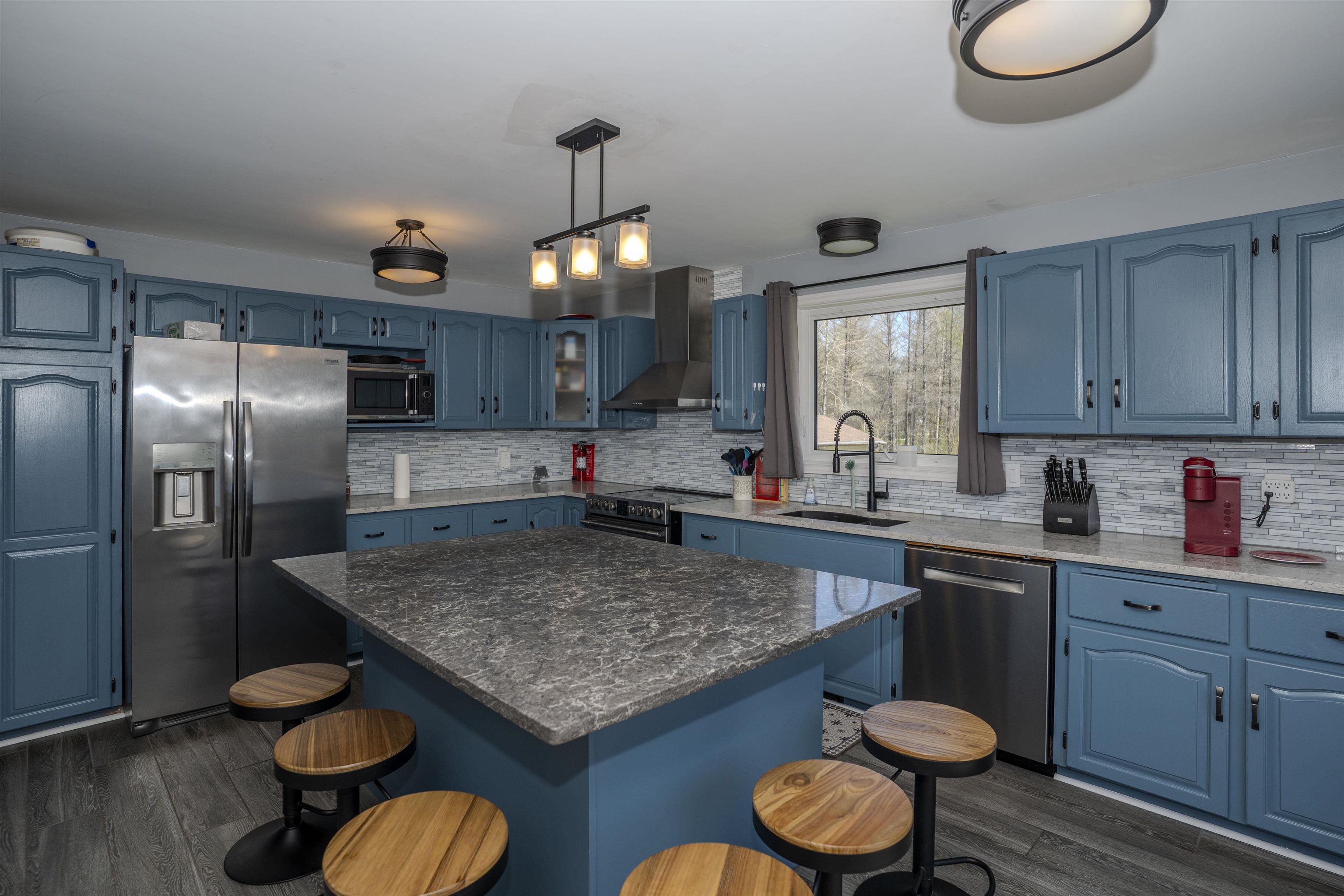 3306 Fairview Avenue, Thunder Bay, Ontario, Canada photo 4