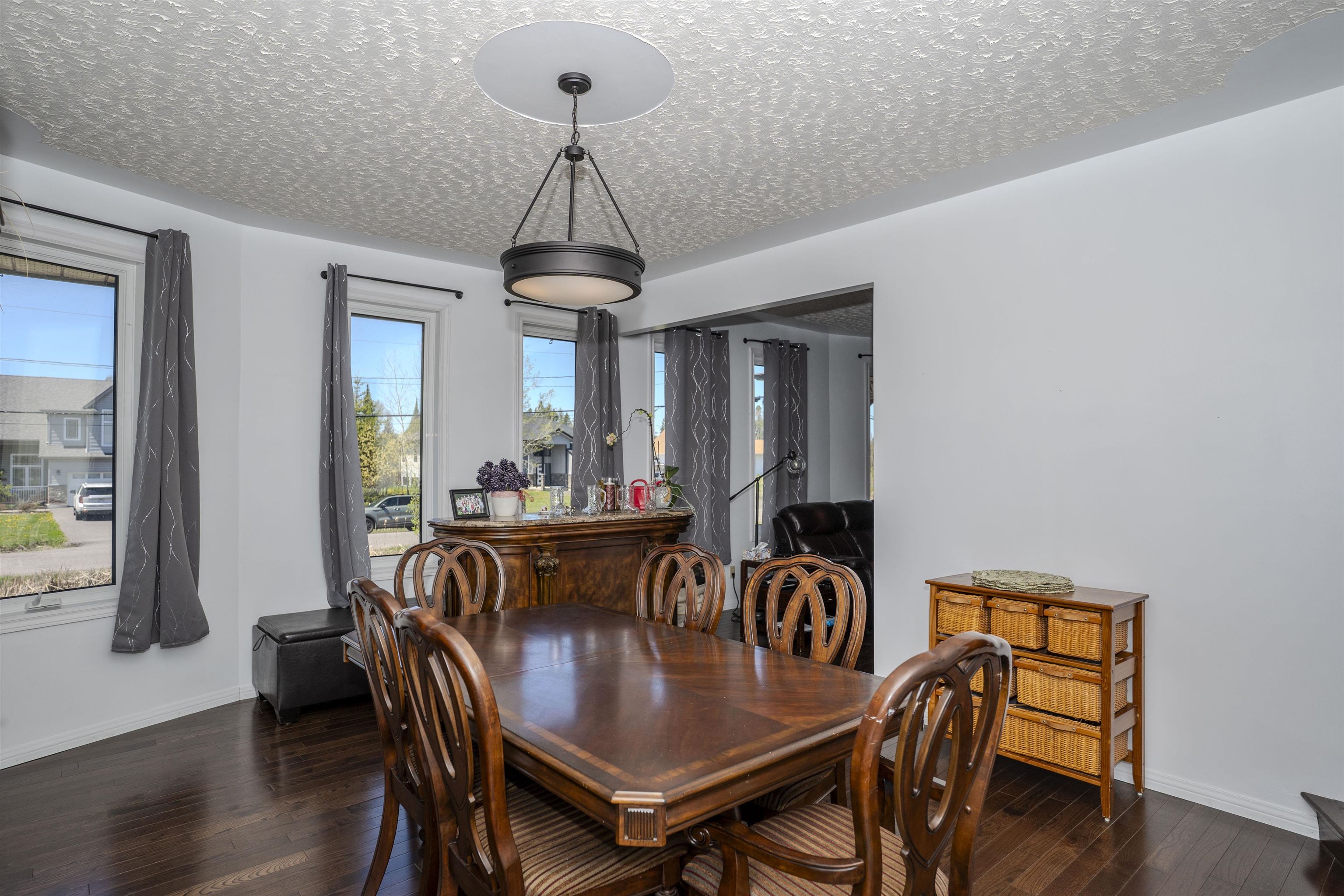 3306 Fairview Avenue, Thunder Bay, Ontario, Canada photo 9