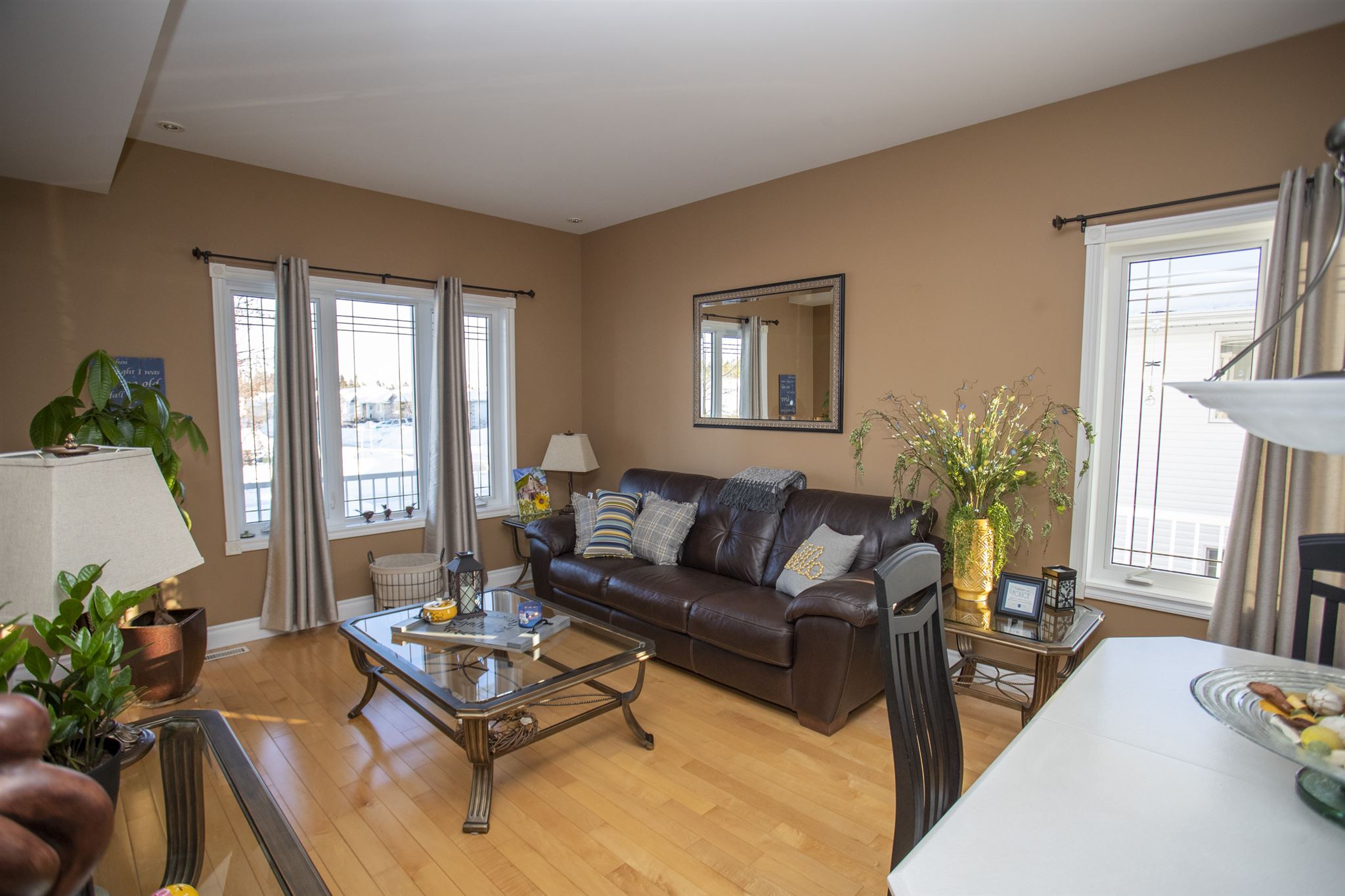 324 Scarlet Avenue, Thunder Bay Ontario, Canada