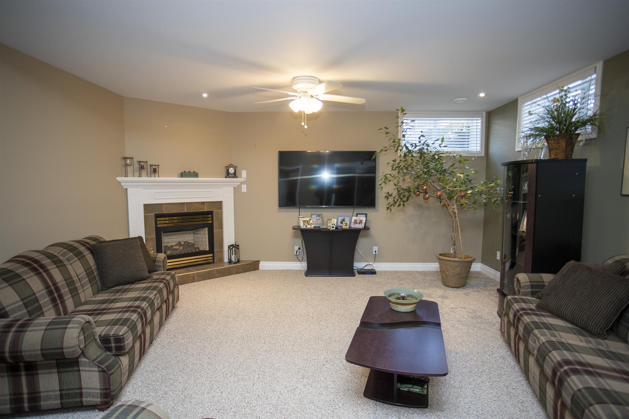 324 Scarlet Avenue, Thunder Bay Ontario, Canada