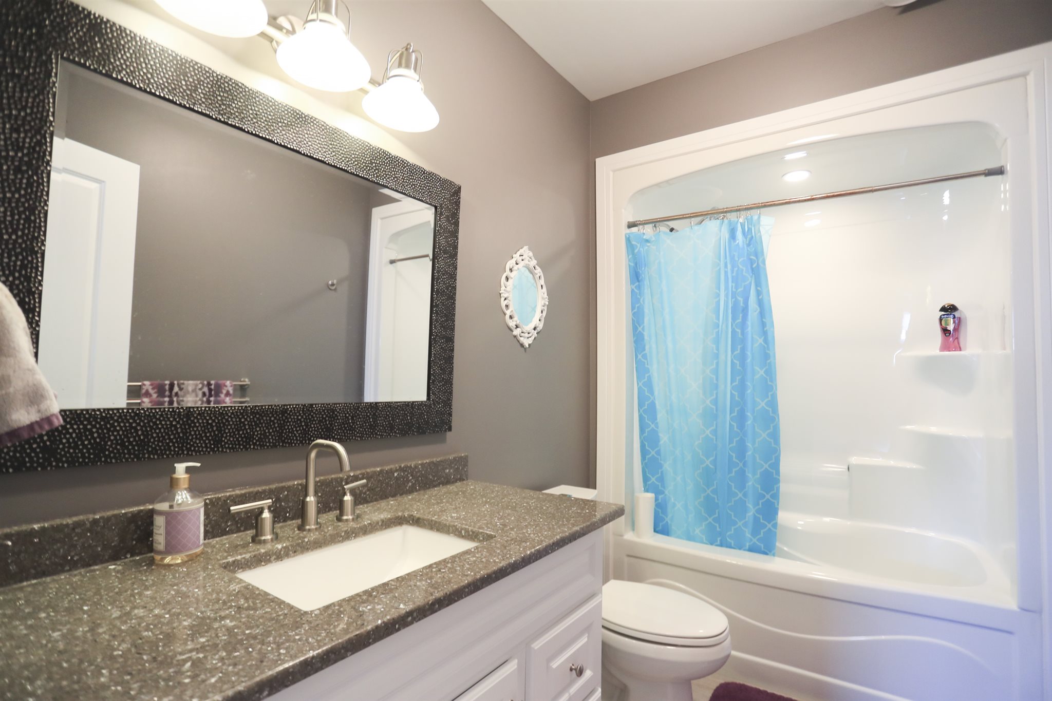 766 Woodcrest Road, Thunder Bay Ontario, Canada