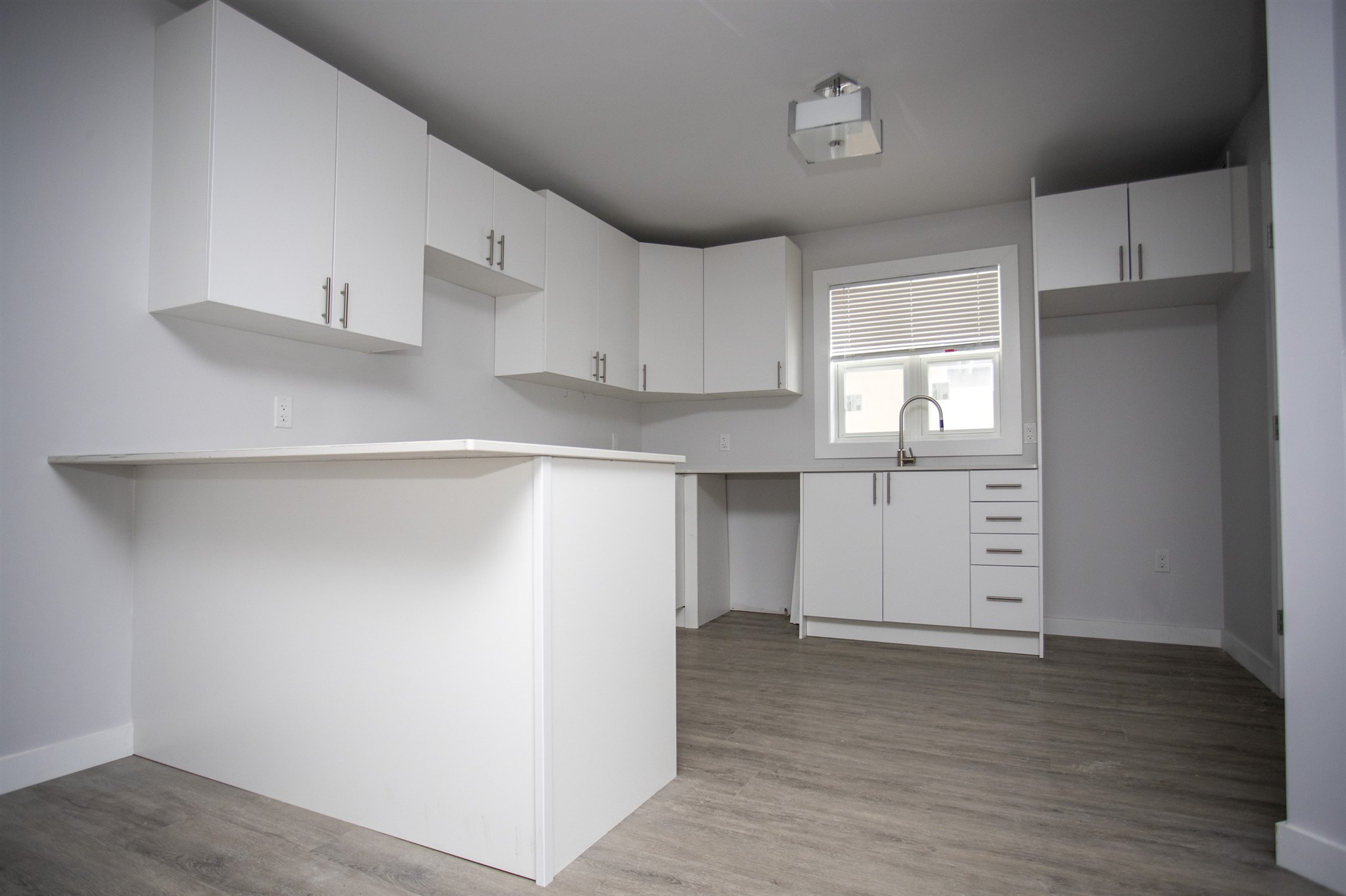 1347 James Street S, Thunder Bay Ontario, Canada