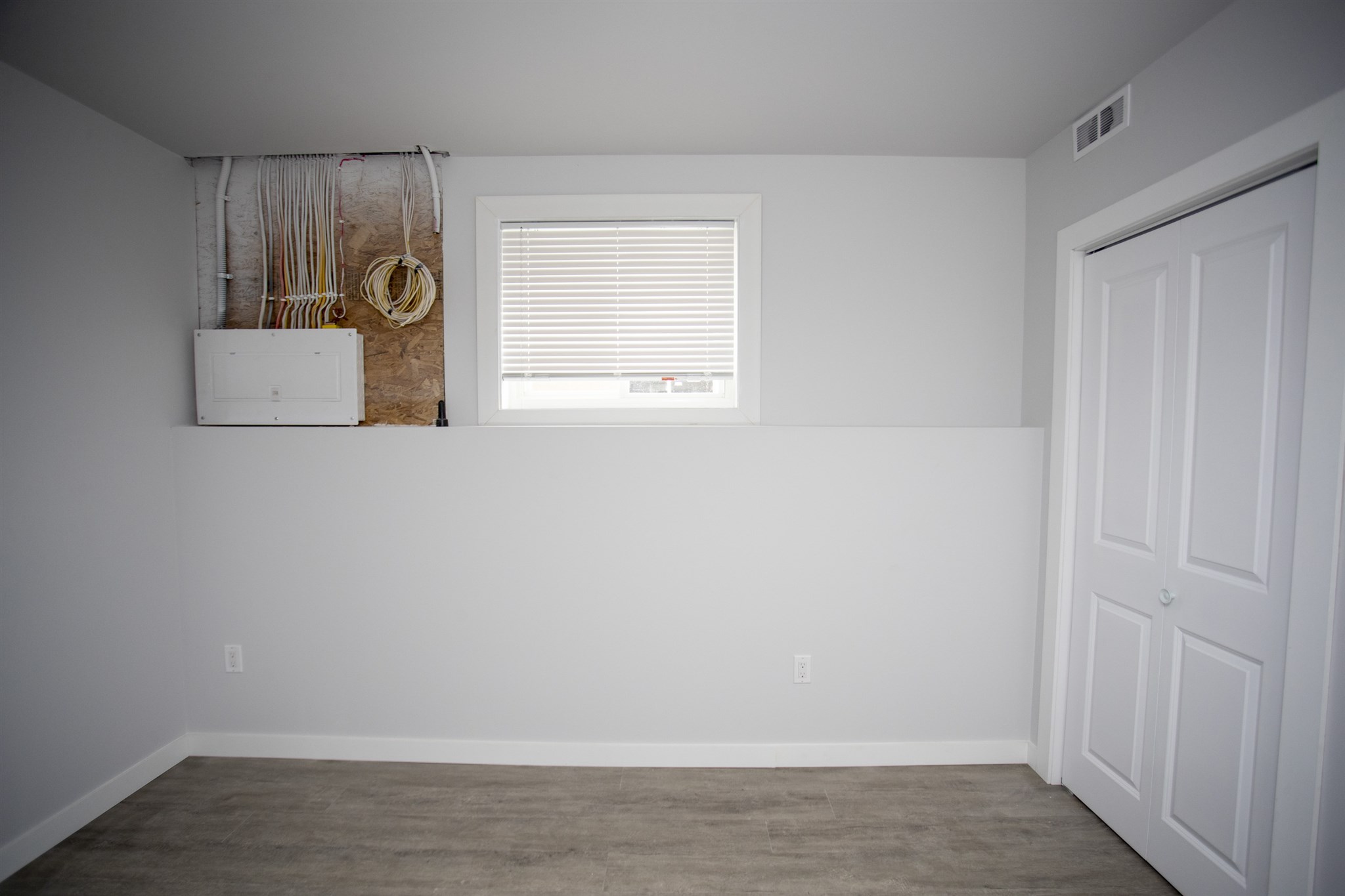 1347 James Street S, Thunder Bay Ontario, Canada
