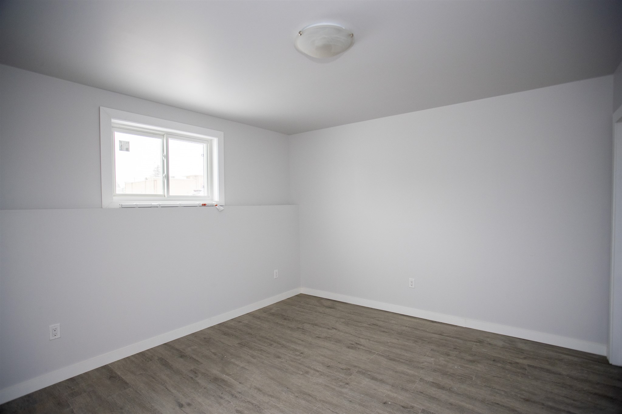 1347 James Street S, Thunder Bay Ontario, Canada