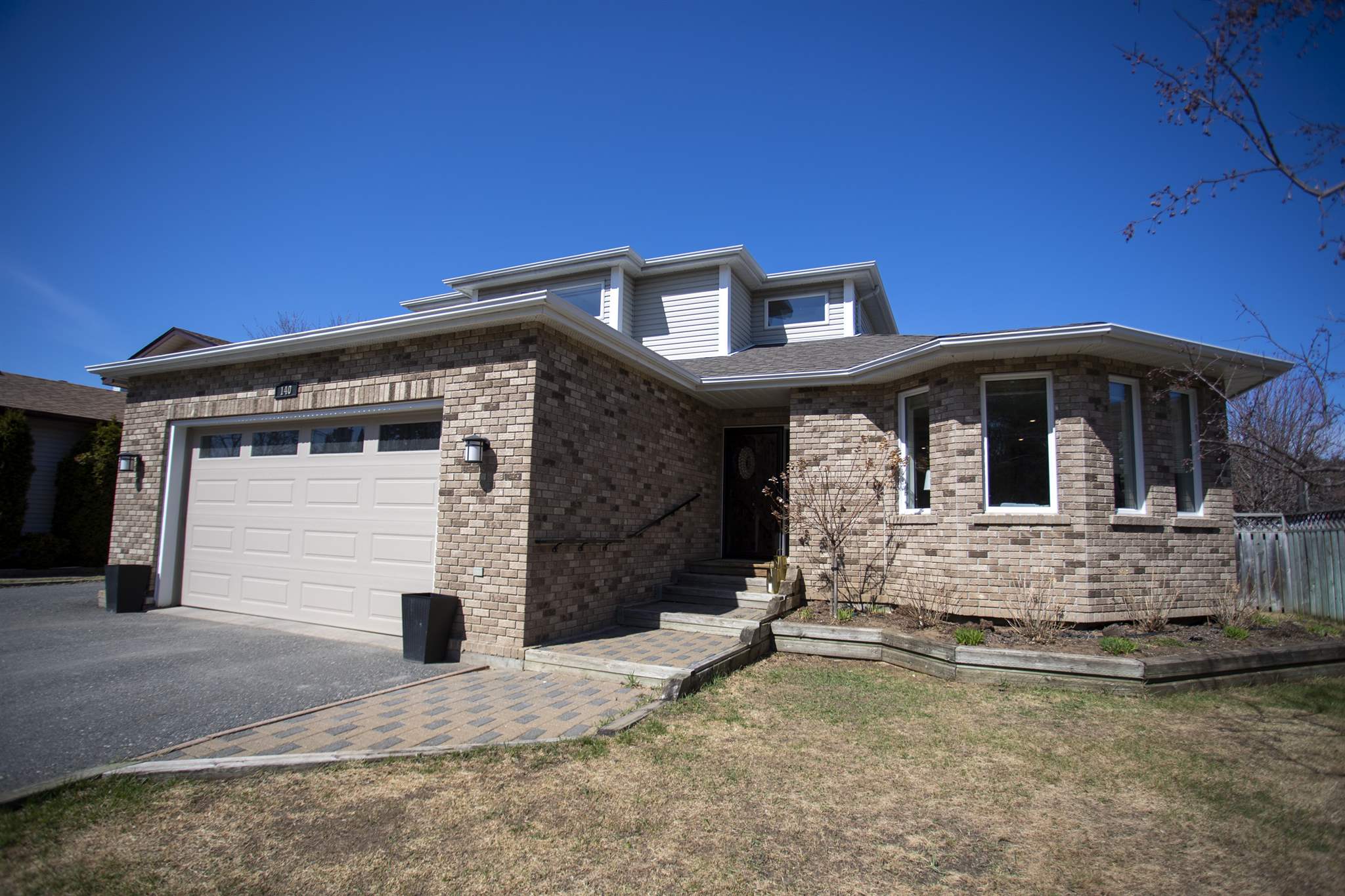 140 Chercover Drive, Thunder Bay Ontario, Canada
