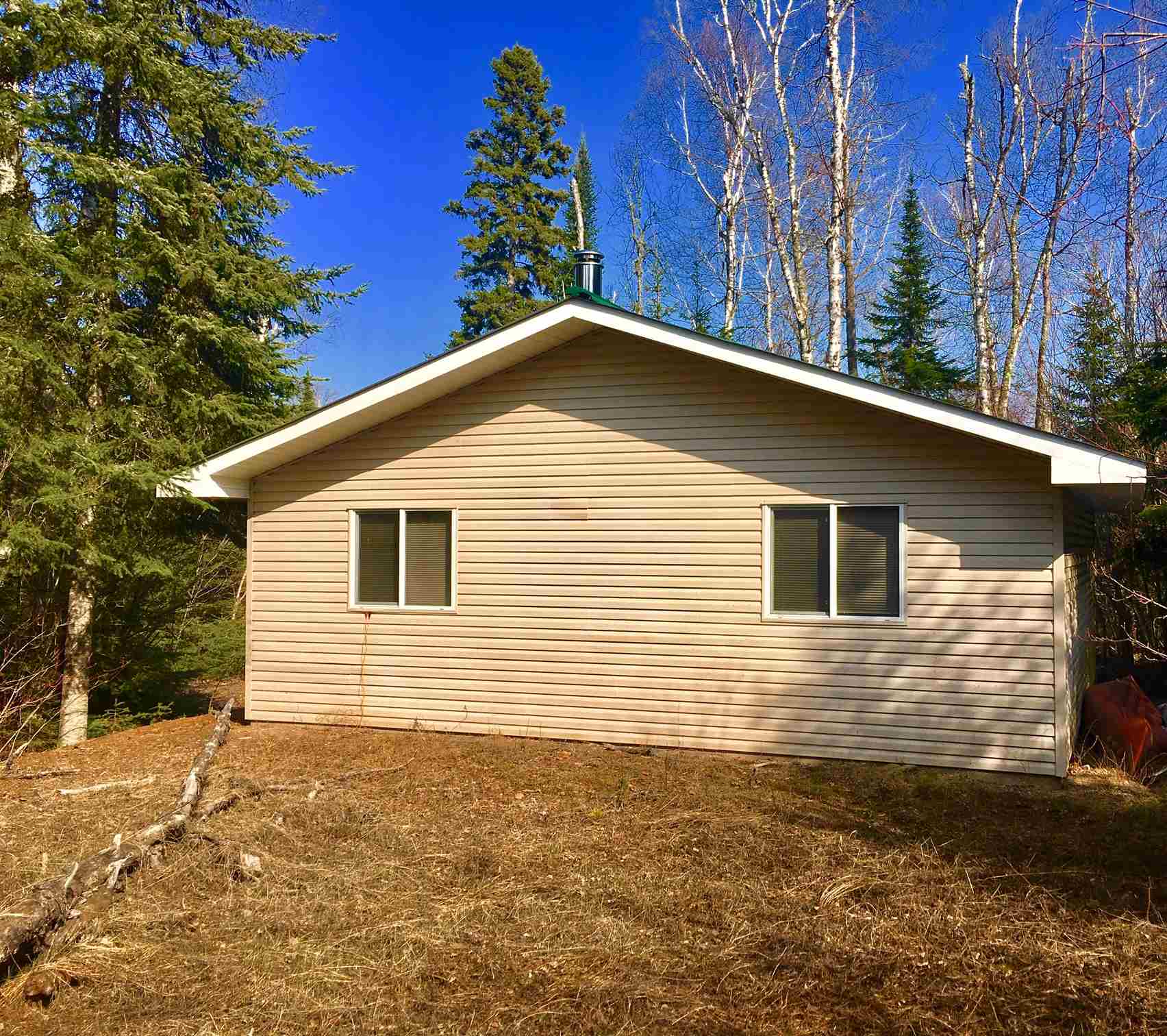 905 Grann Drive, Thunder Bay Ontario, Canada
