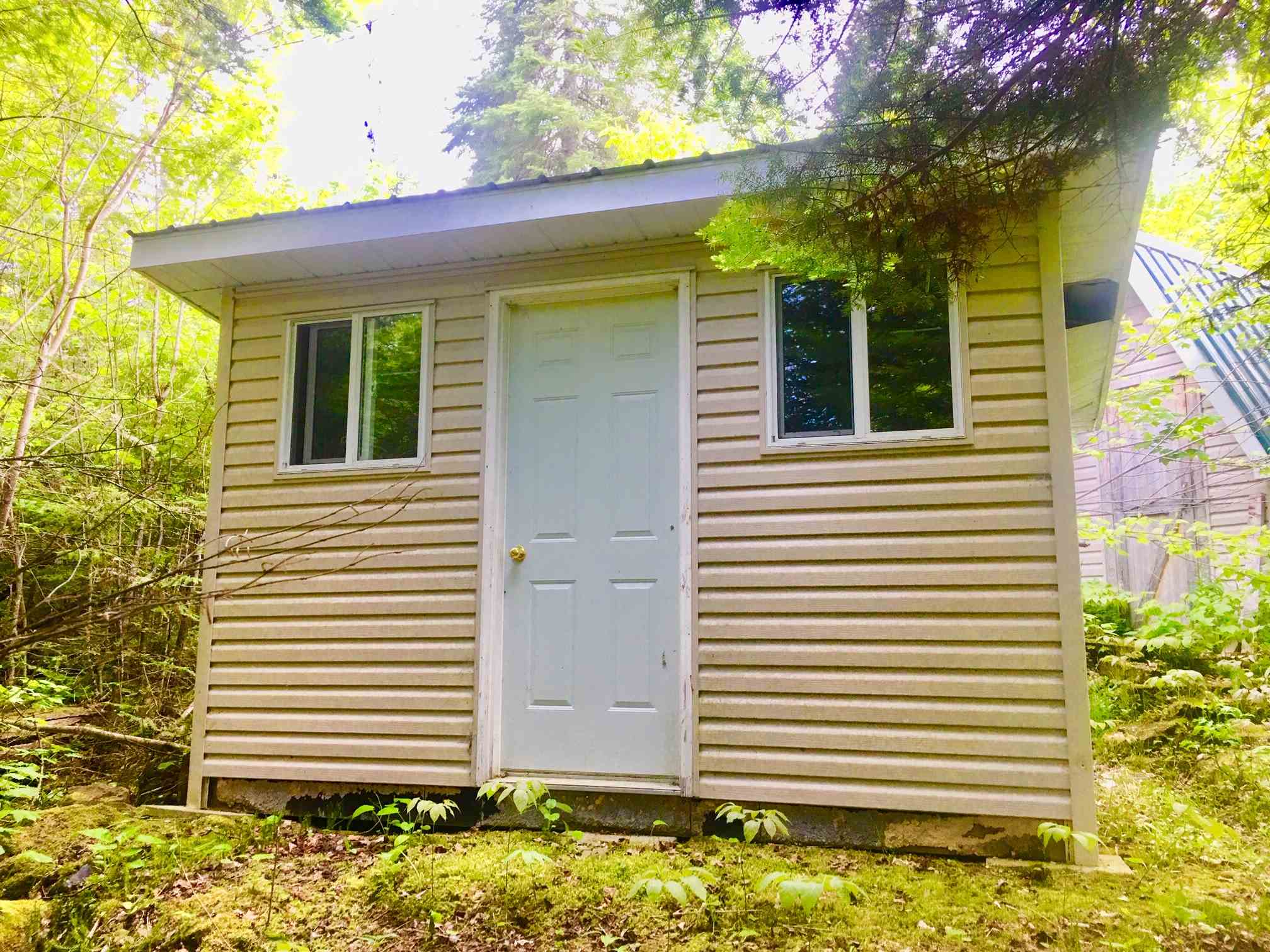 905 Grann Drive, Thunder Bay Ontario, Canada