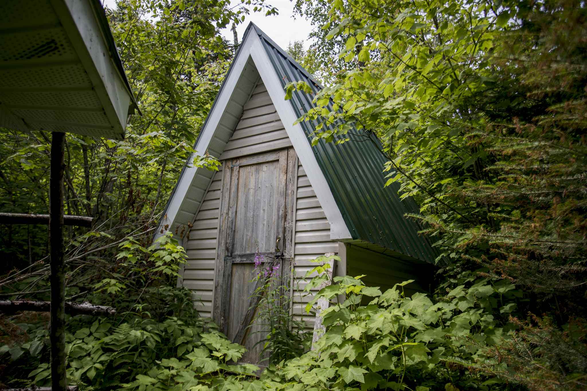 905 Grann Drive, Thunder Bay Ontario, Canada