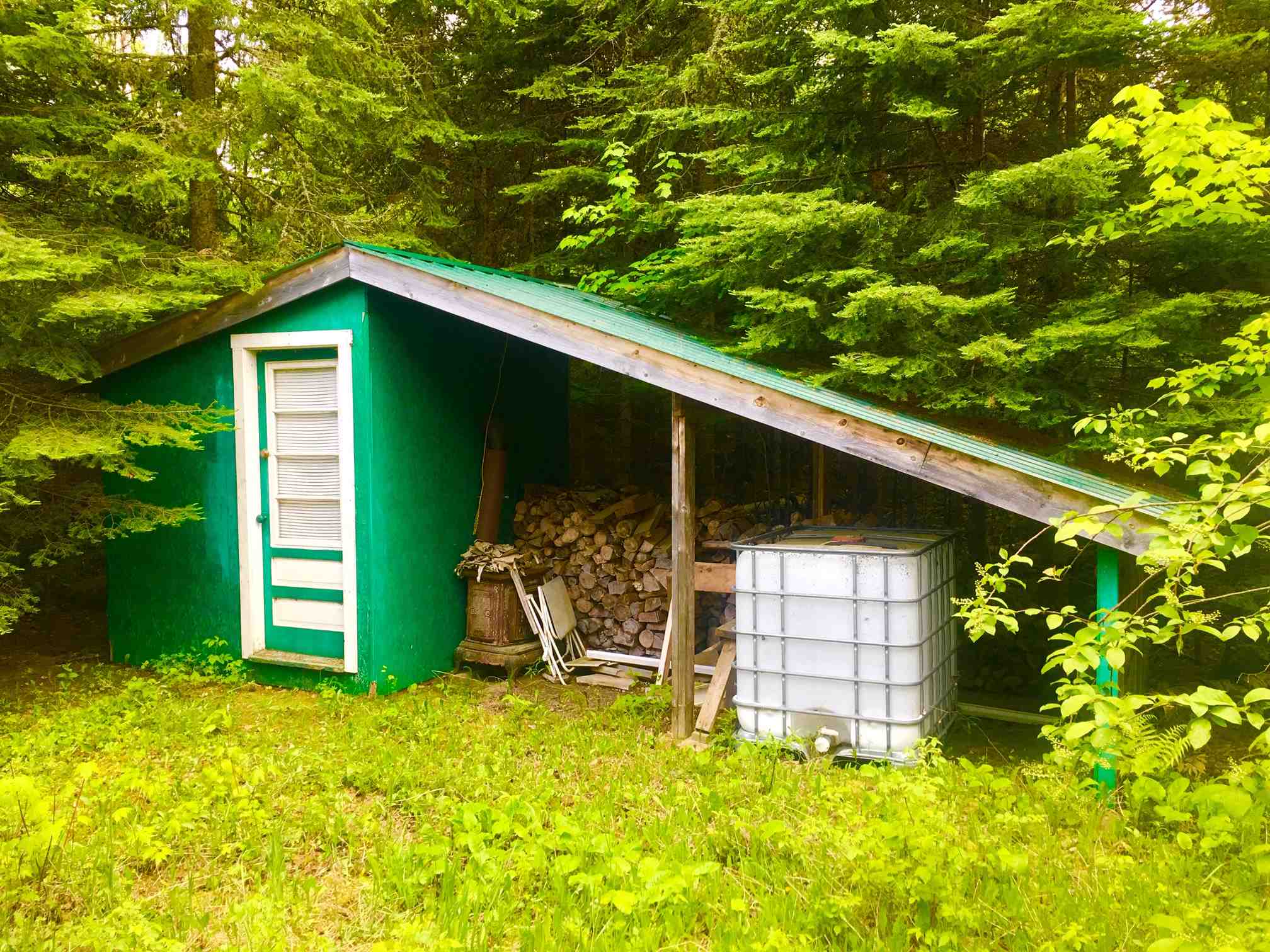 905 Grann Drive, Thunder Bay Ontario, Canada