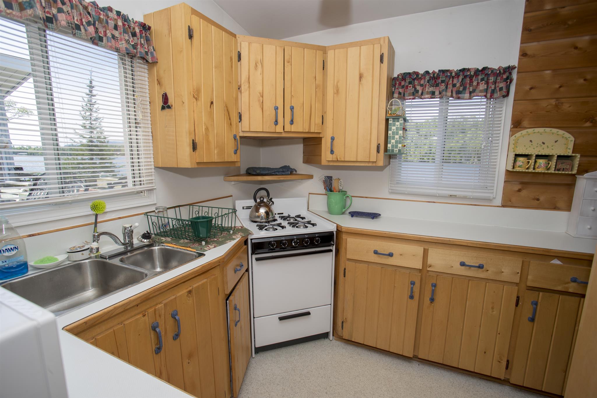 426 Road 400, Shuniah Ontario, Canada