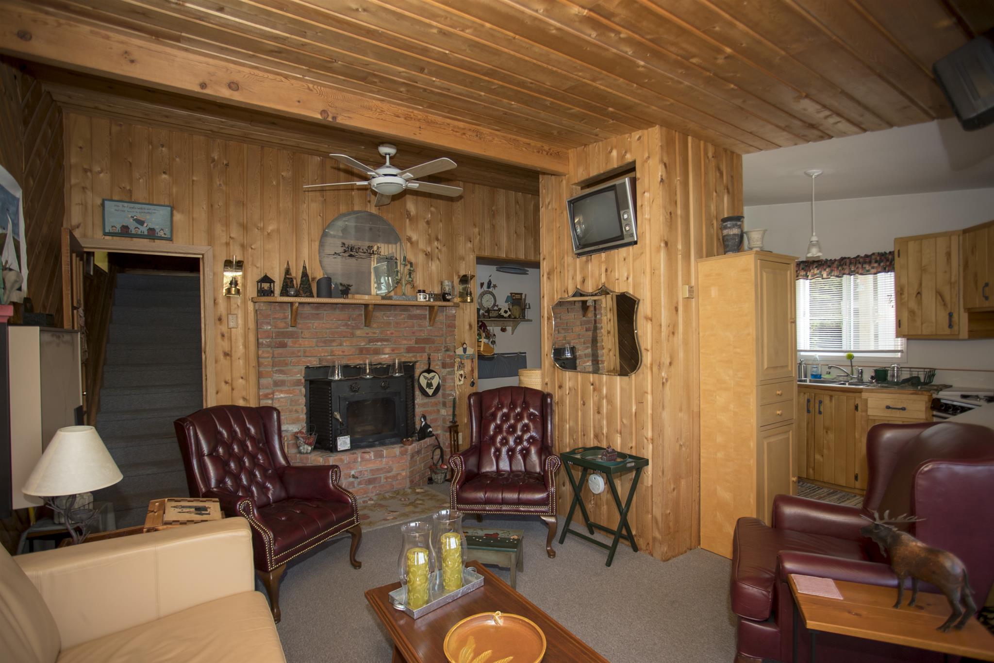 426 Road 400, Shuniah Ontario, Canada