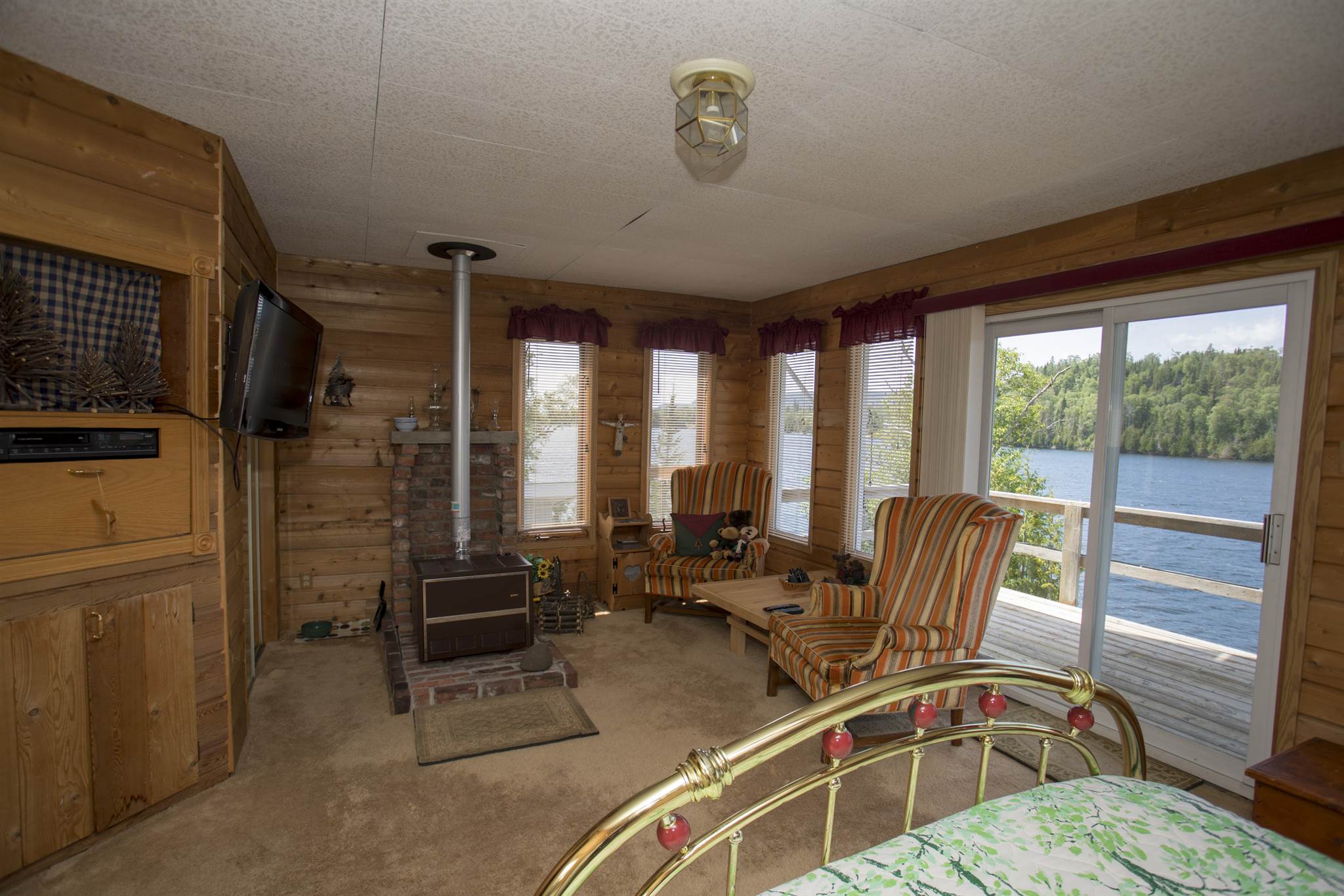 426 Road 400, Shuniah Ontario, Canada