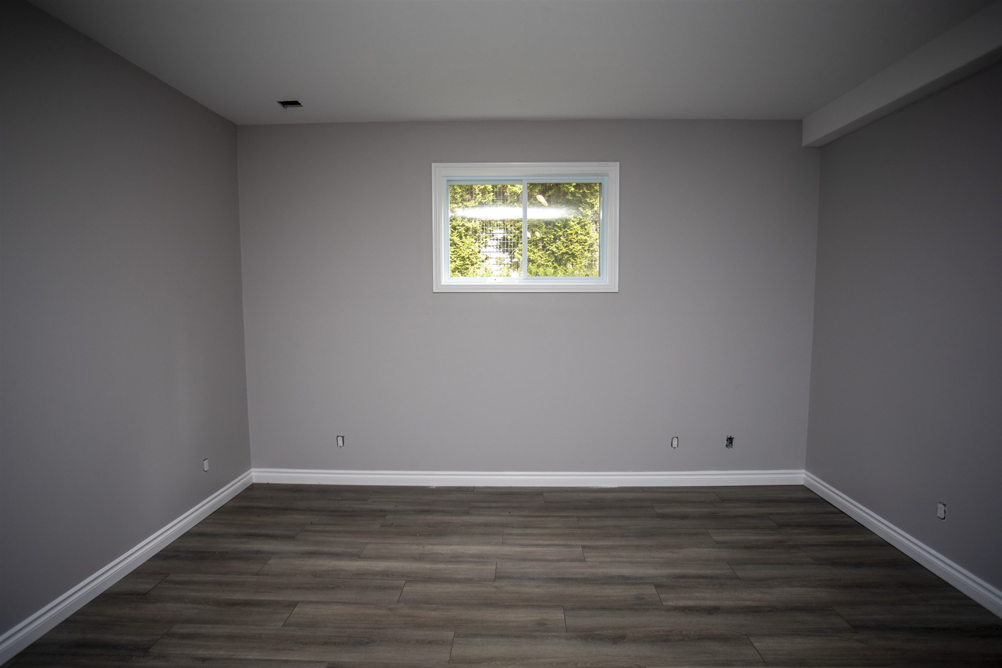 1771 Broadway Avenue, Thunder Bay Ontario, Canada