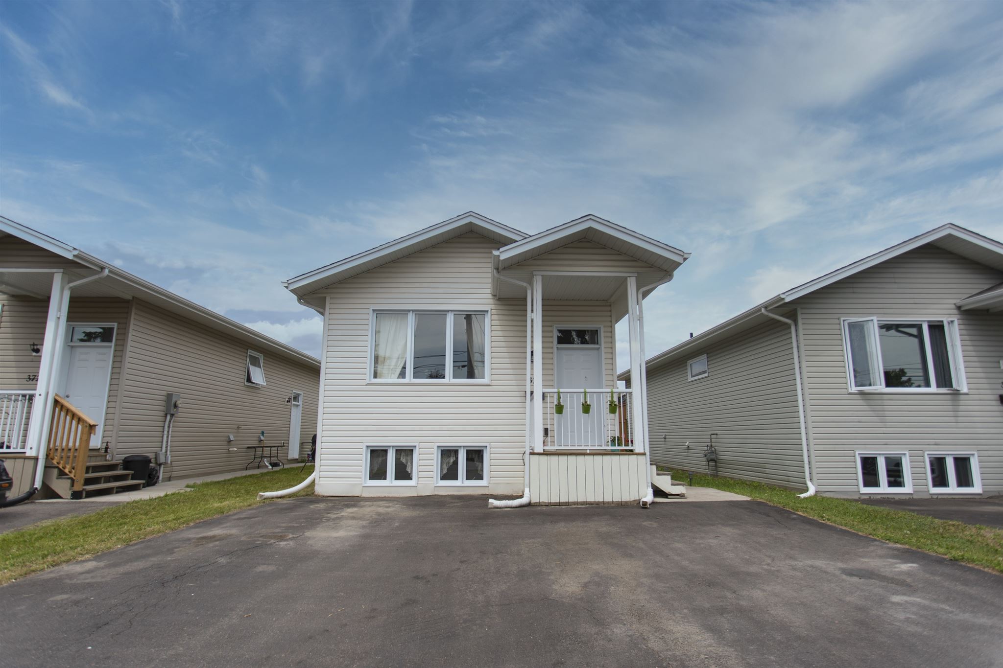 370 Hester Street, Thunder Bay Ontario, Canada
