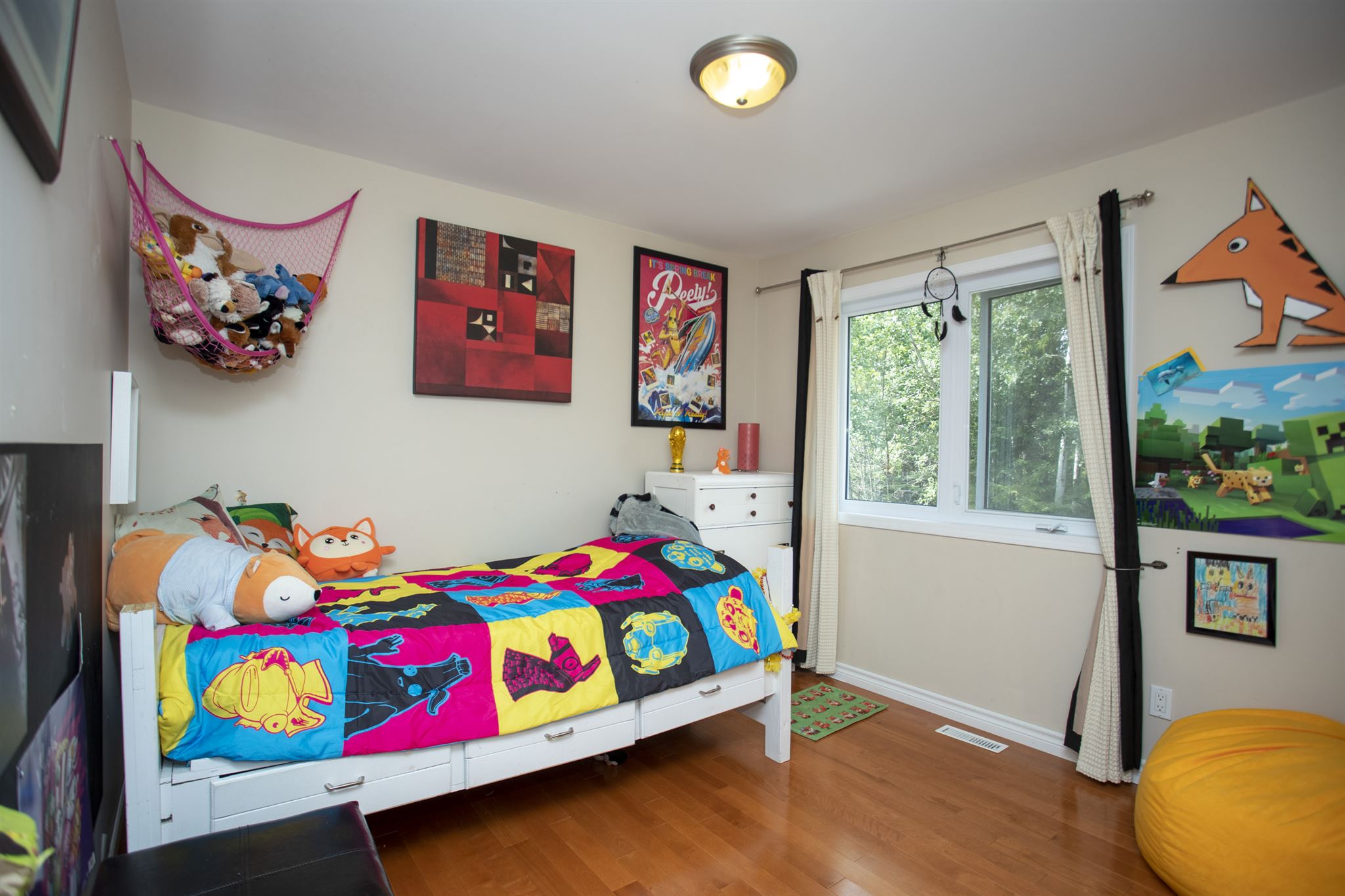 101 Chercover Drive, Thunder Bay Ontario, Canada
