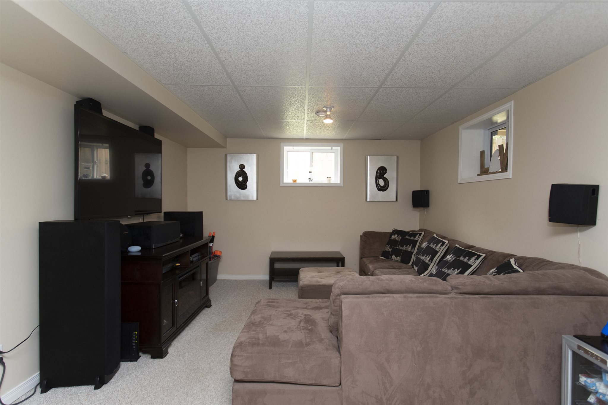 101 Chercover Drive, Thunder Bay Ontario, Canada