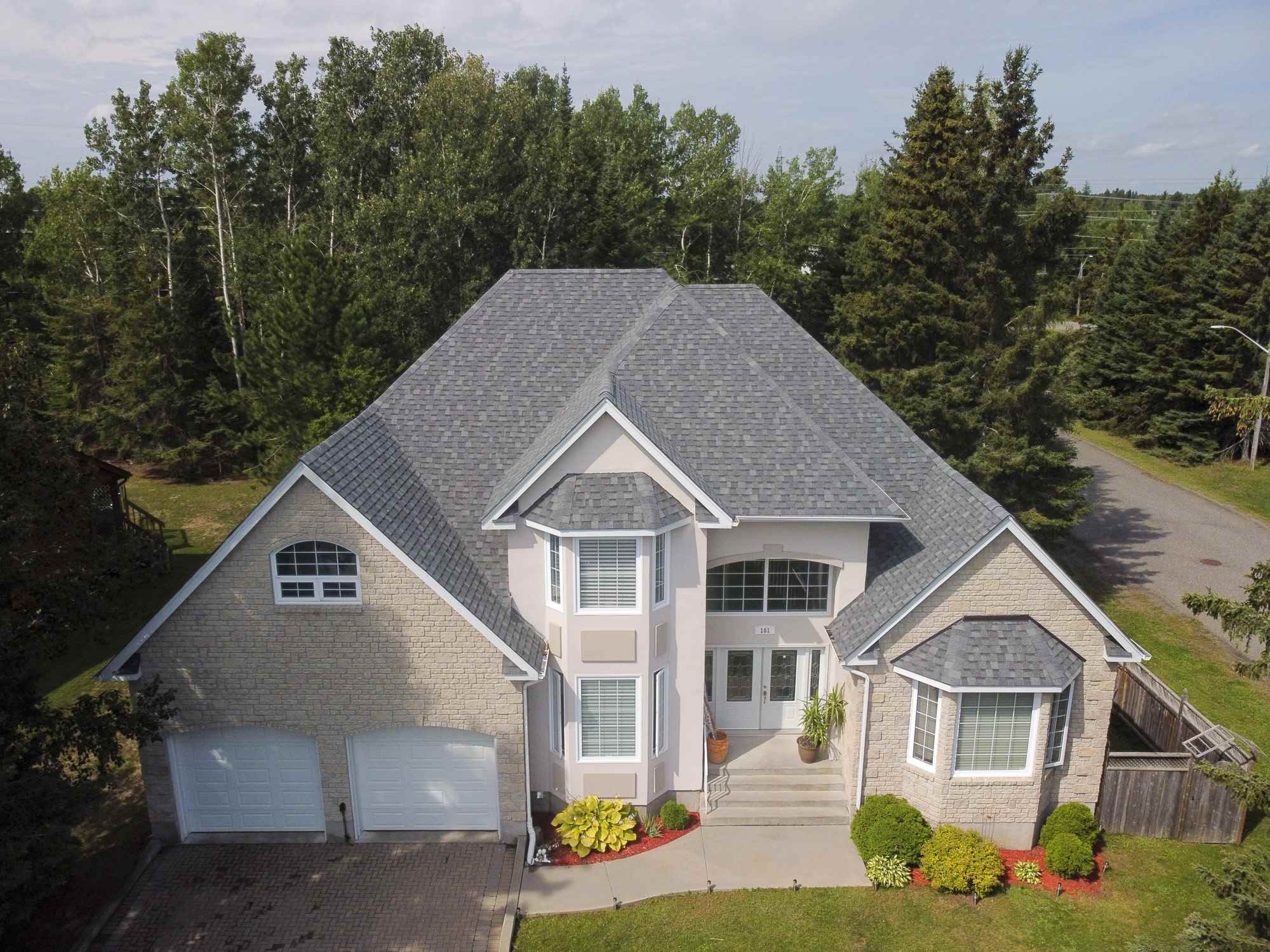 101 Chercover Drive, Thunder Bay Ontario, Canada