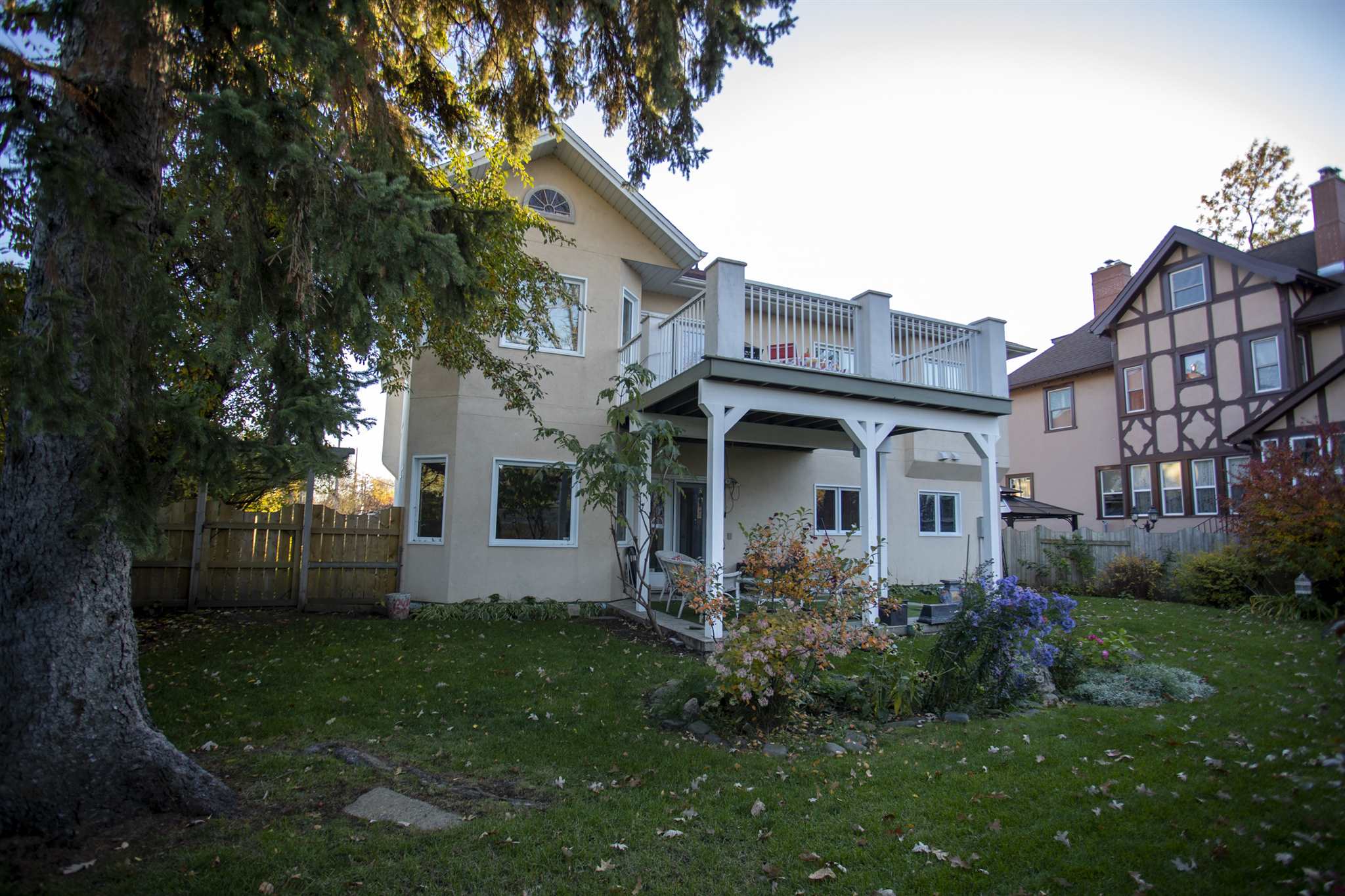 1009 Ridgeway Street E, Thunder Bay Ontario, Canada
