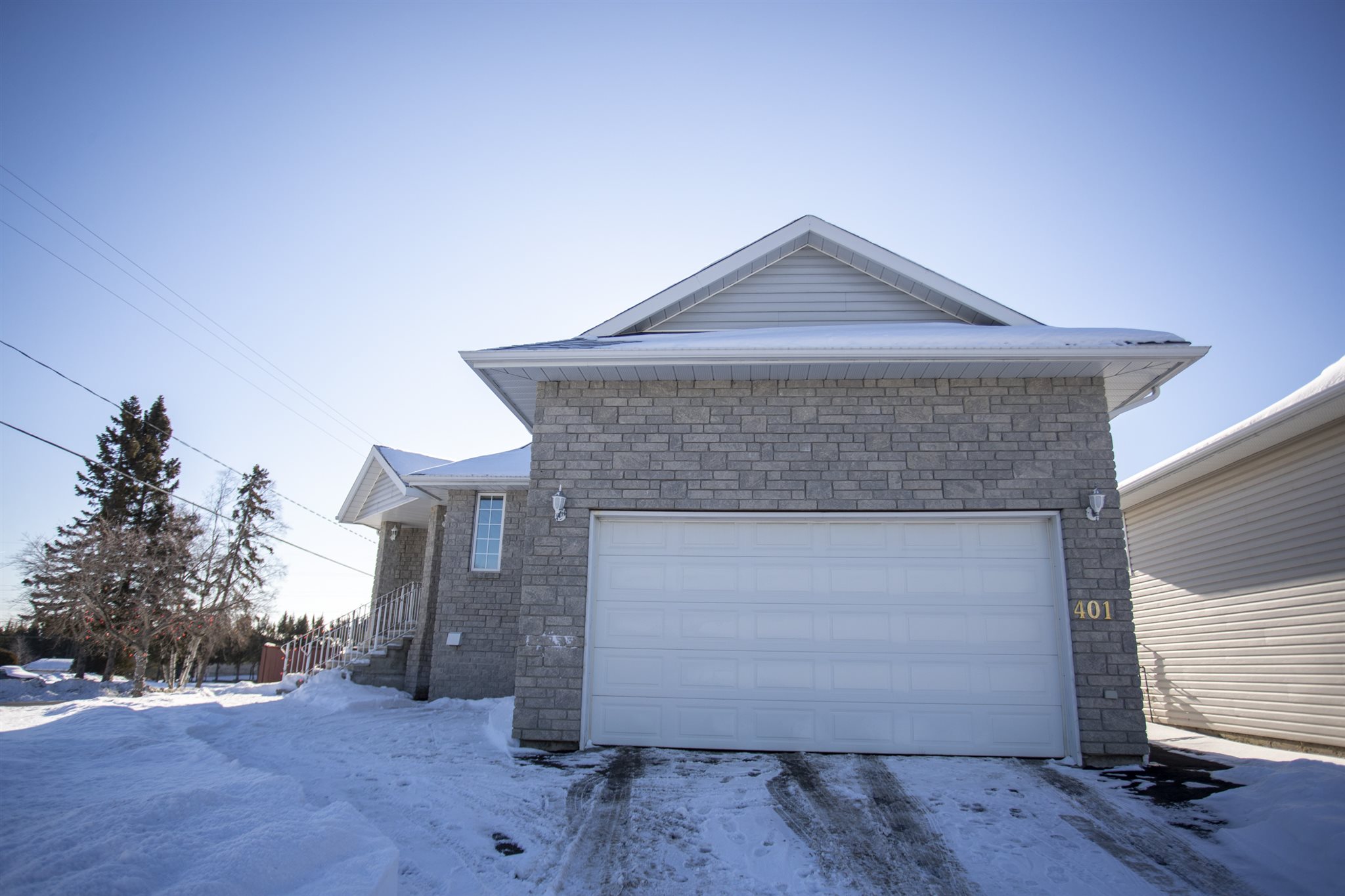 401 Tuscany Drive, Thunder Bay, Ontario, Canada