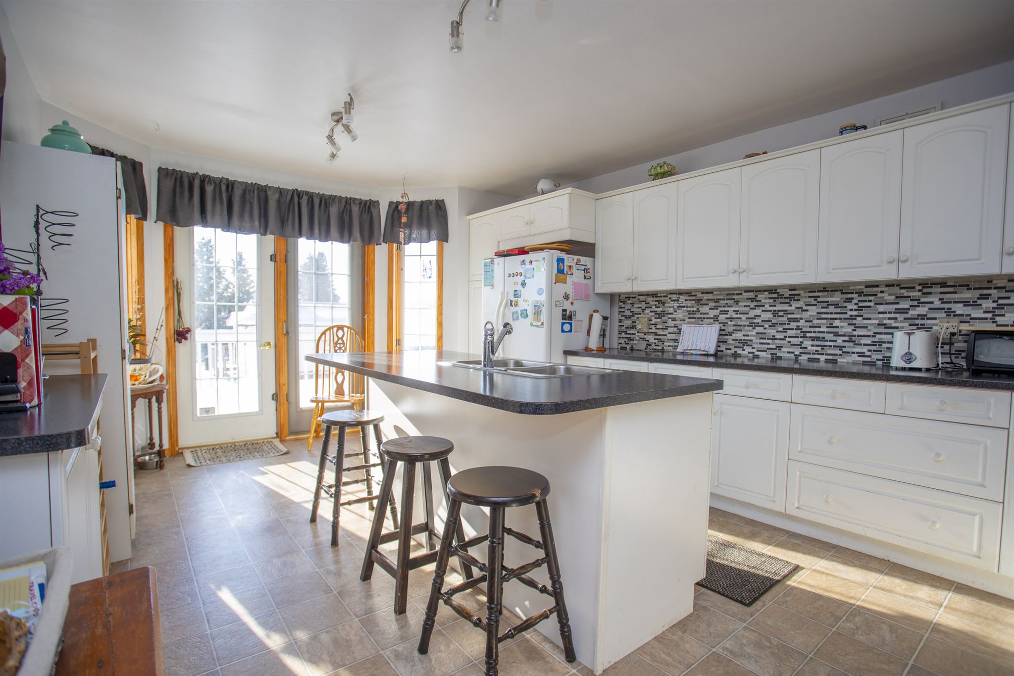 401 Tuscany Drive, Thunder Bay, Ontario, Canada