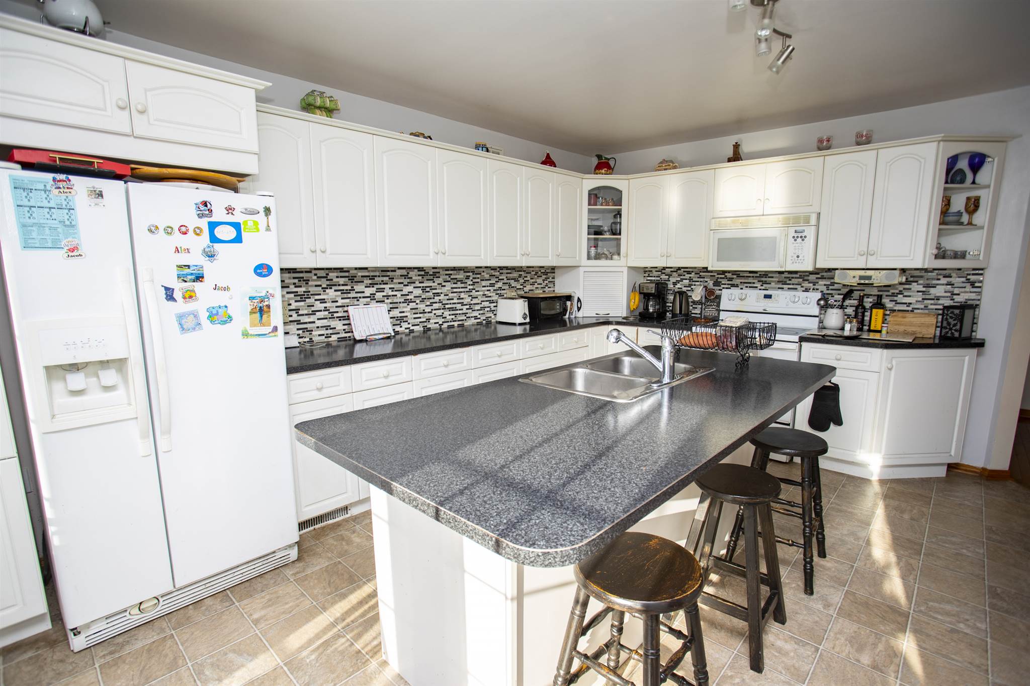 401 Tuscany Drive, Thunder Bay, Ontario, Canada