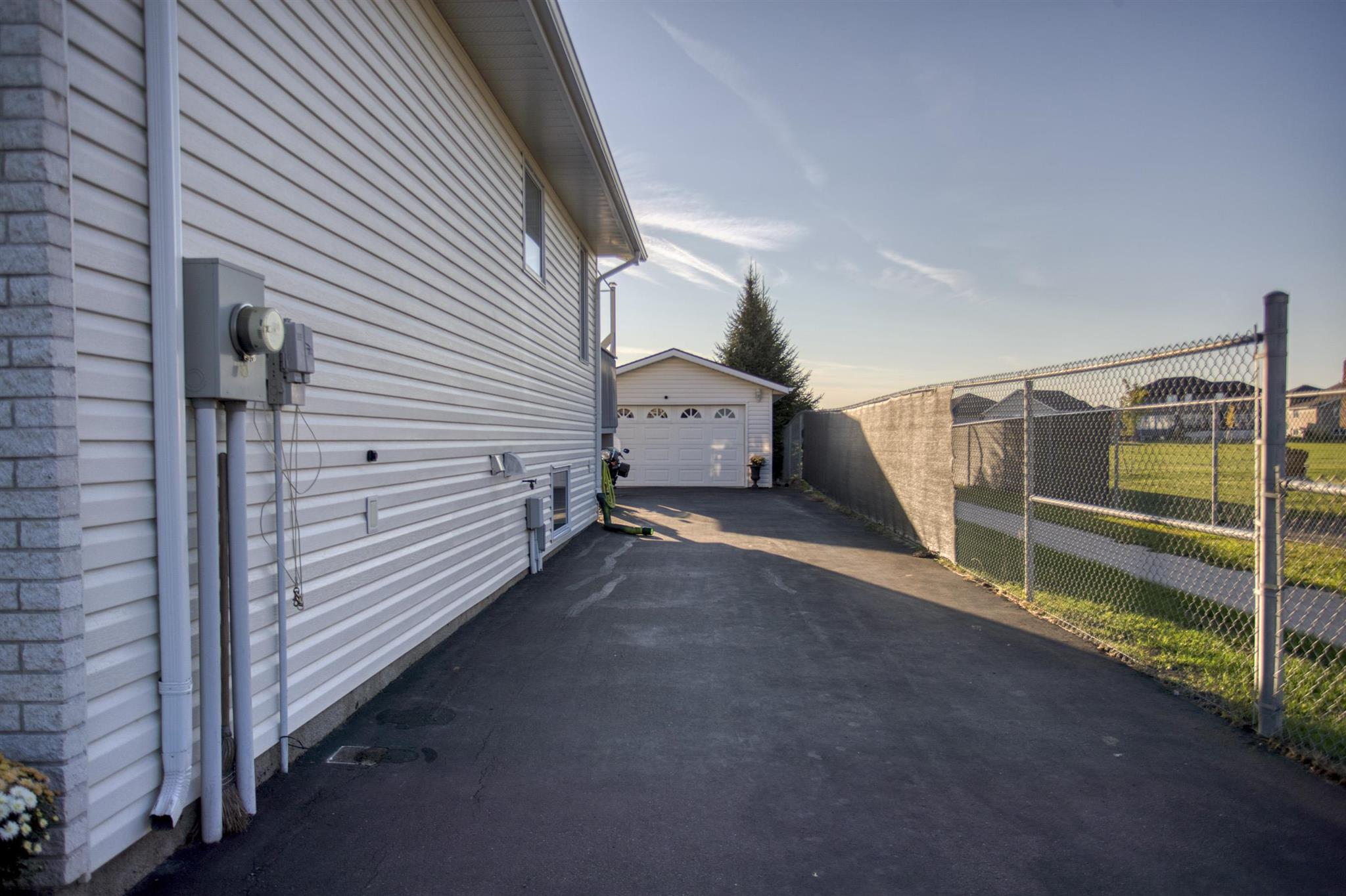 159 Lynx Crescent, Thunder Bay, Ontario, Canada