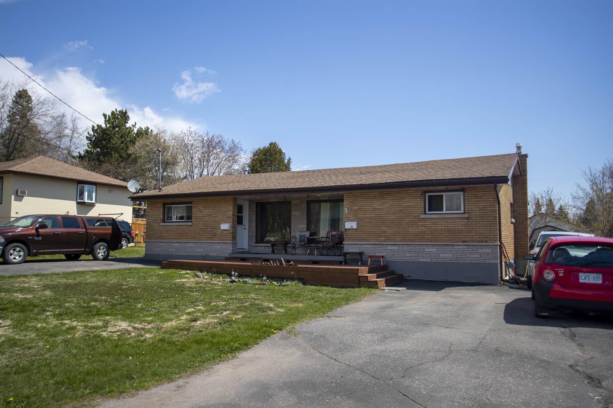 32 Penfold Street, Thunder Bay, Ontario, Canada