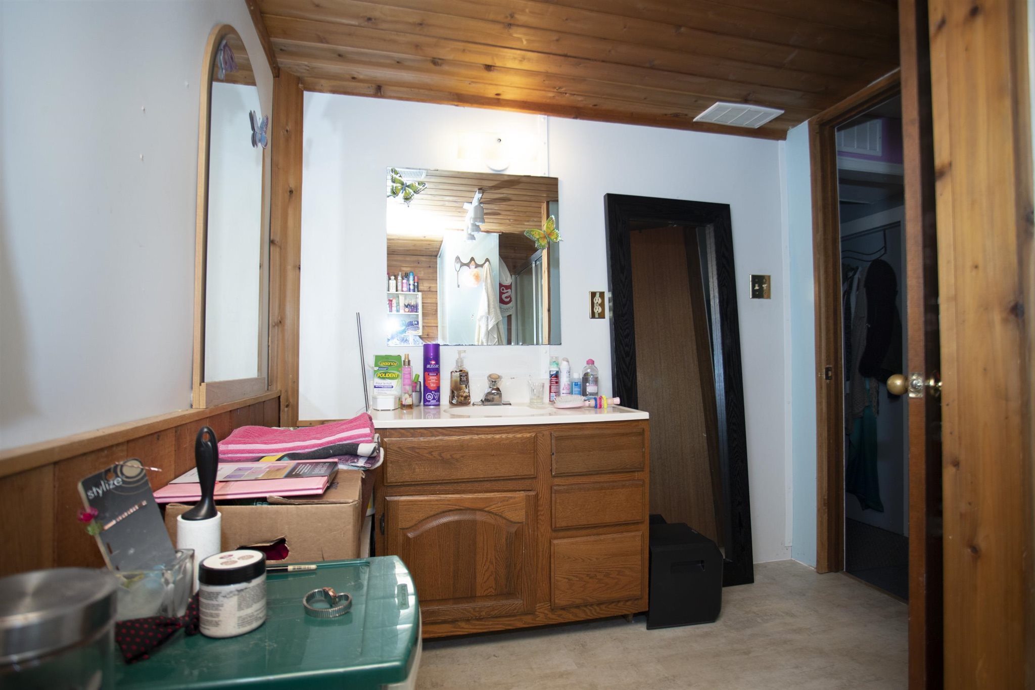 32 Penfold Street, Thunder Bay, Ontario, Canada