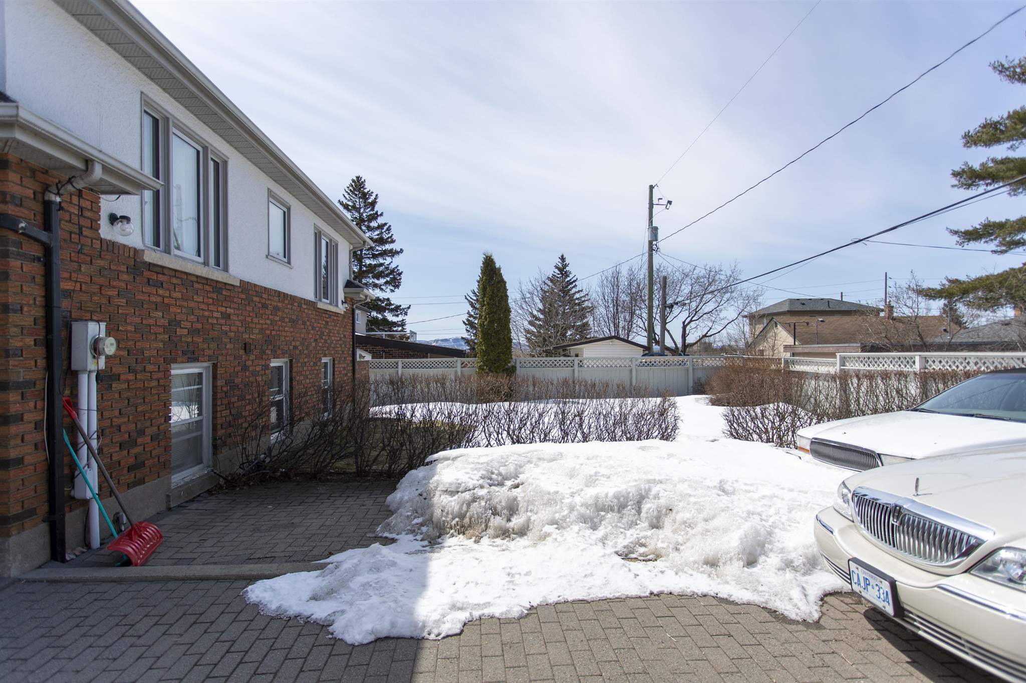 222 Winnipeg Avenue, Thunder Bay, Ontario, Canada