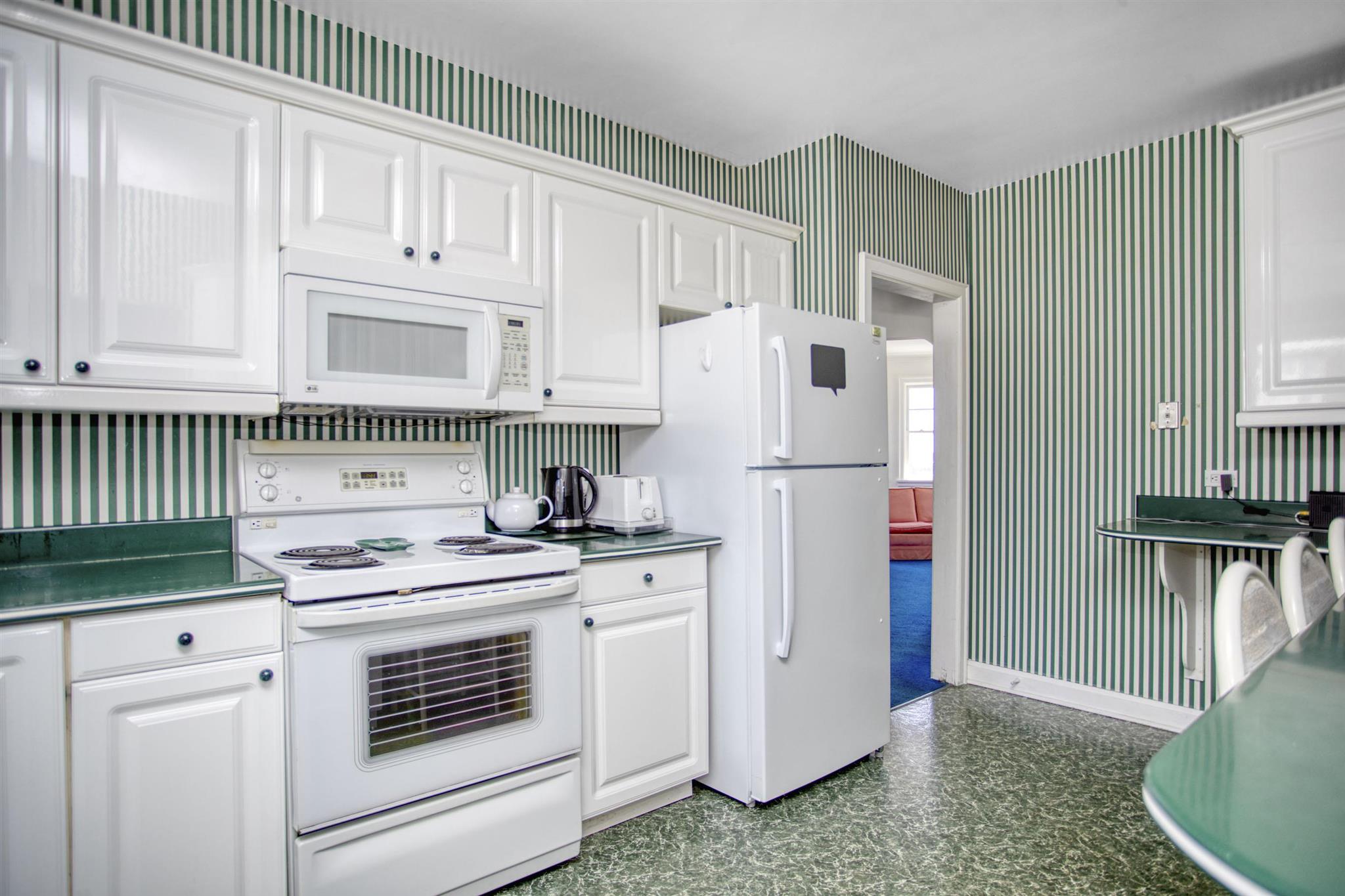 222 Winnipeg Avenue, Thunder Bay, Ontario, Canada