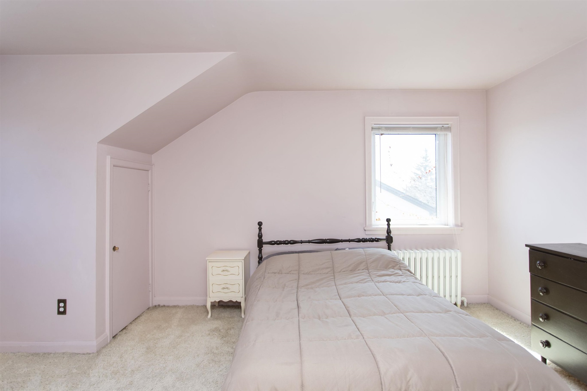222 Winnipeg Avenue, Thunder Bay, Ontario, Canada