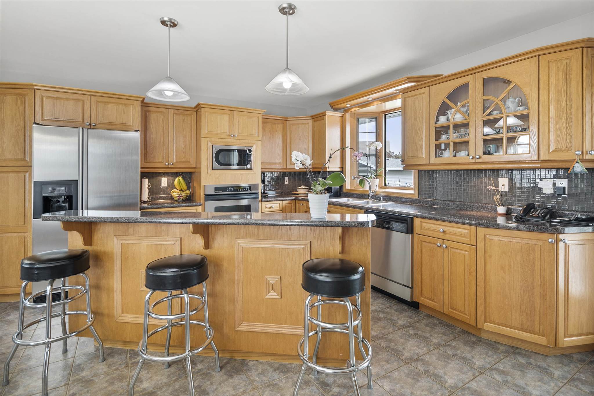 237 Newcastle Drive, Thunder Bay, Ontario, Canada