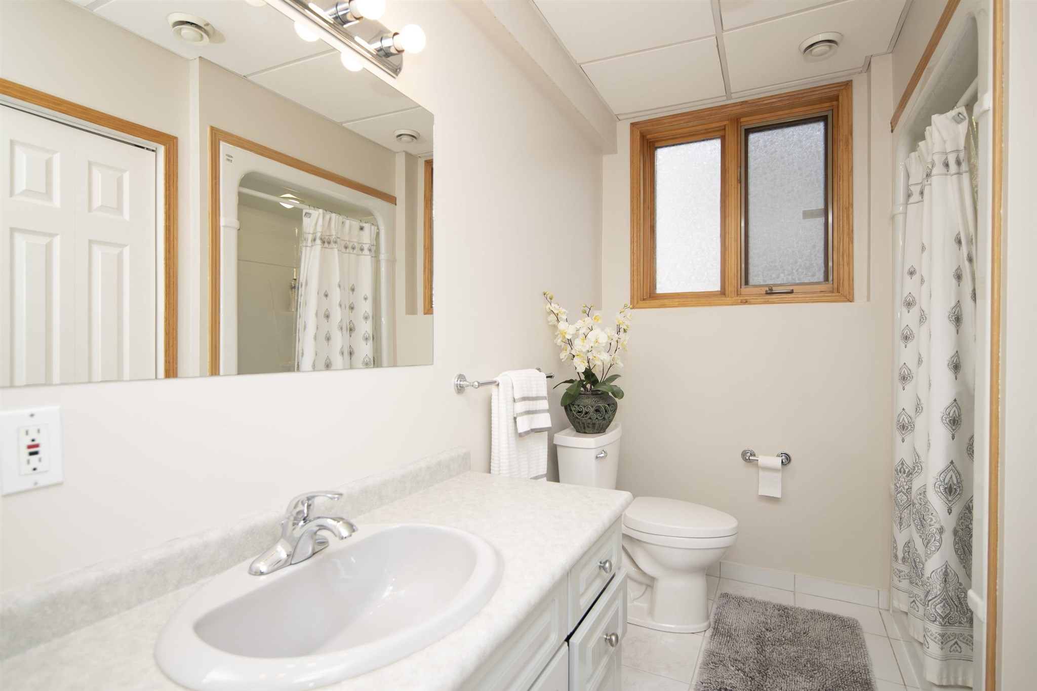 237 Newcastle Drive, Thunder Bay, Ontario, Canada