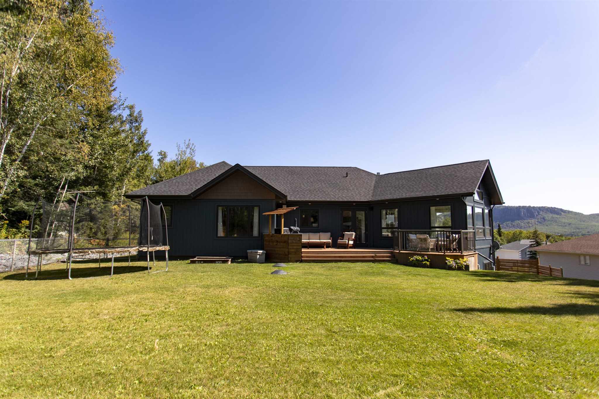 2353 Falconcrest Drive, Thunder Bay, Ontario, Canada