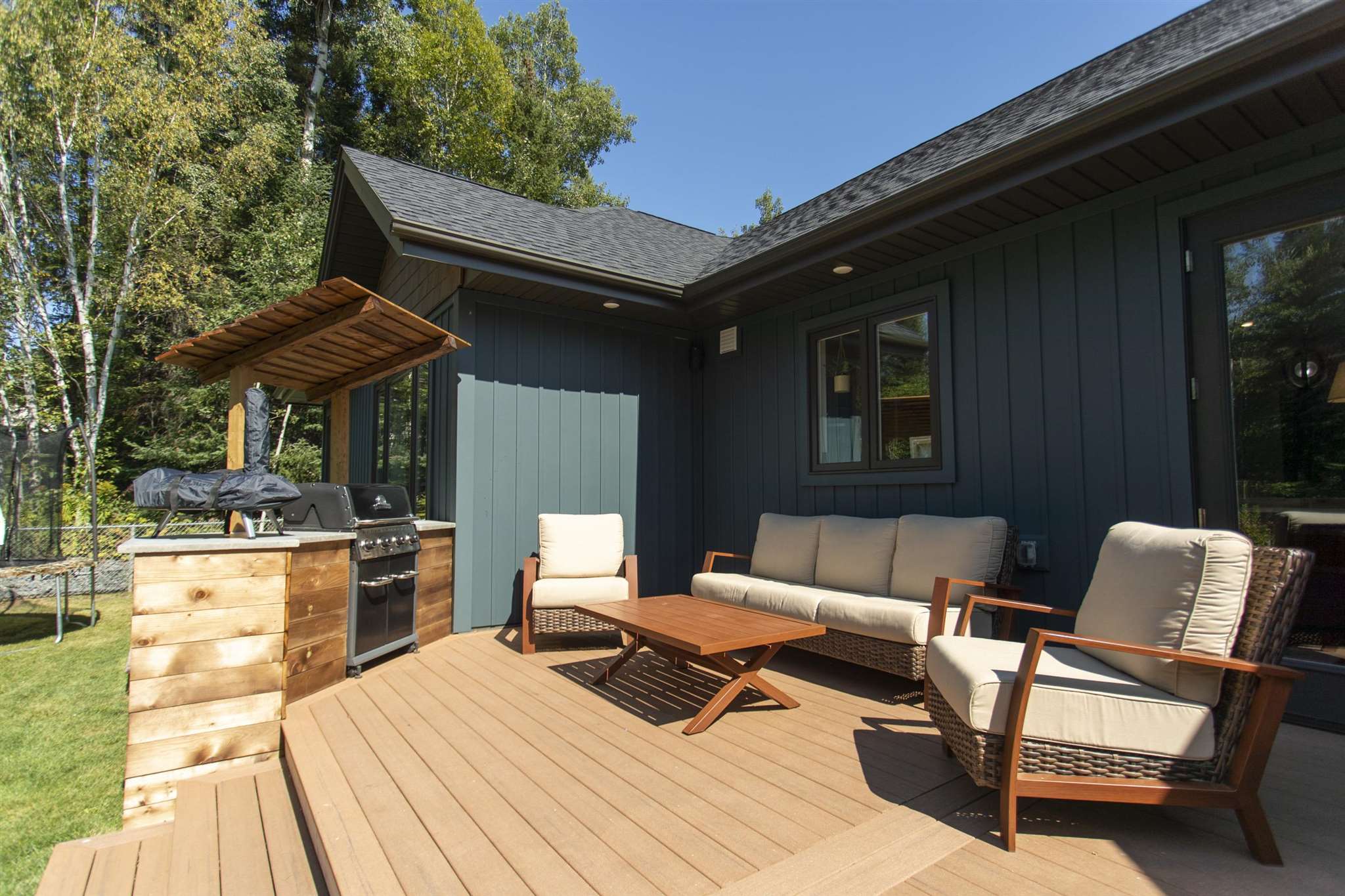 2353 Falconcrest Drive, Thunder Bay, Ontario, Canada