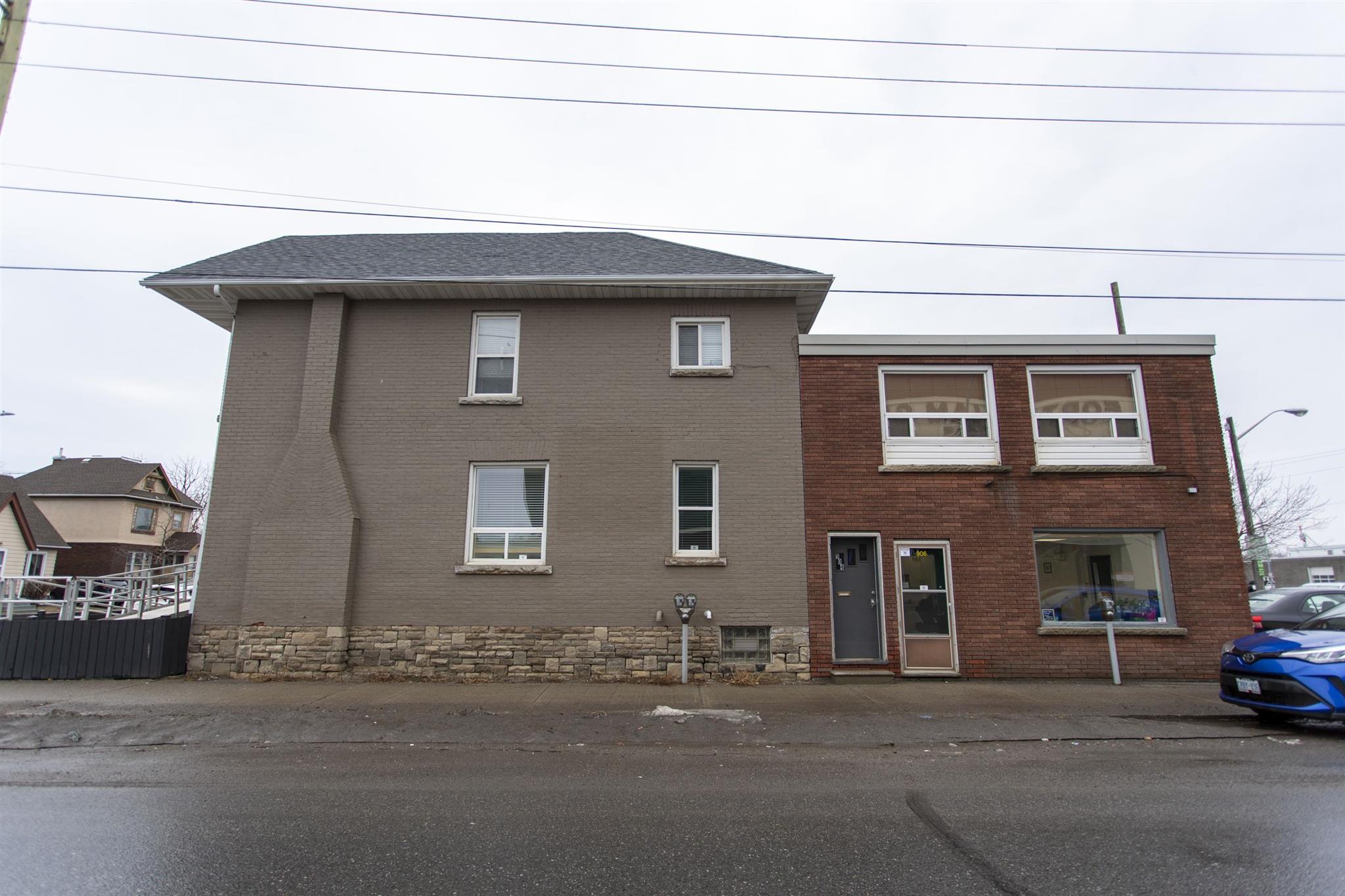 137 McKellar Street N, Thunder Bay, Ontario, Canada