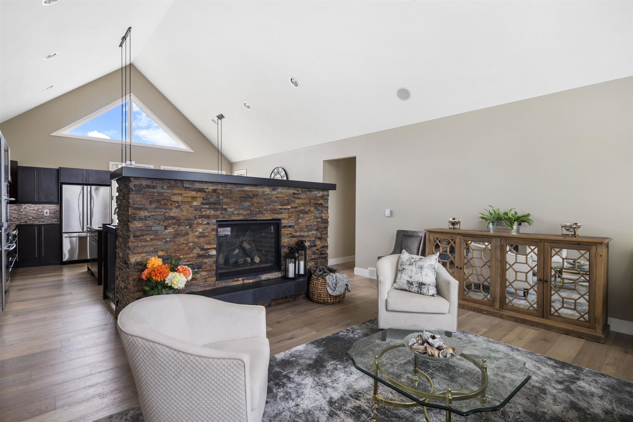 120 Loxley Bay, Thunder Bay, Ontario, Canada