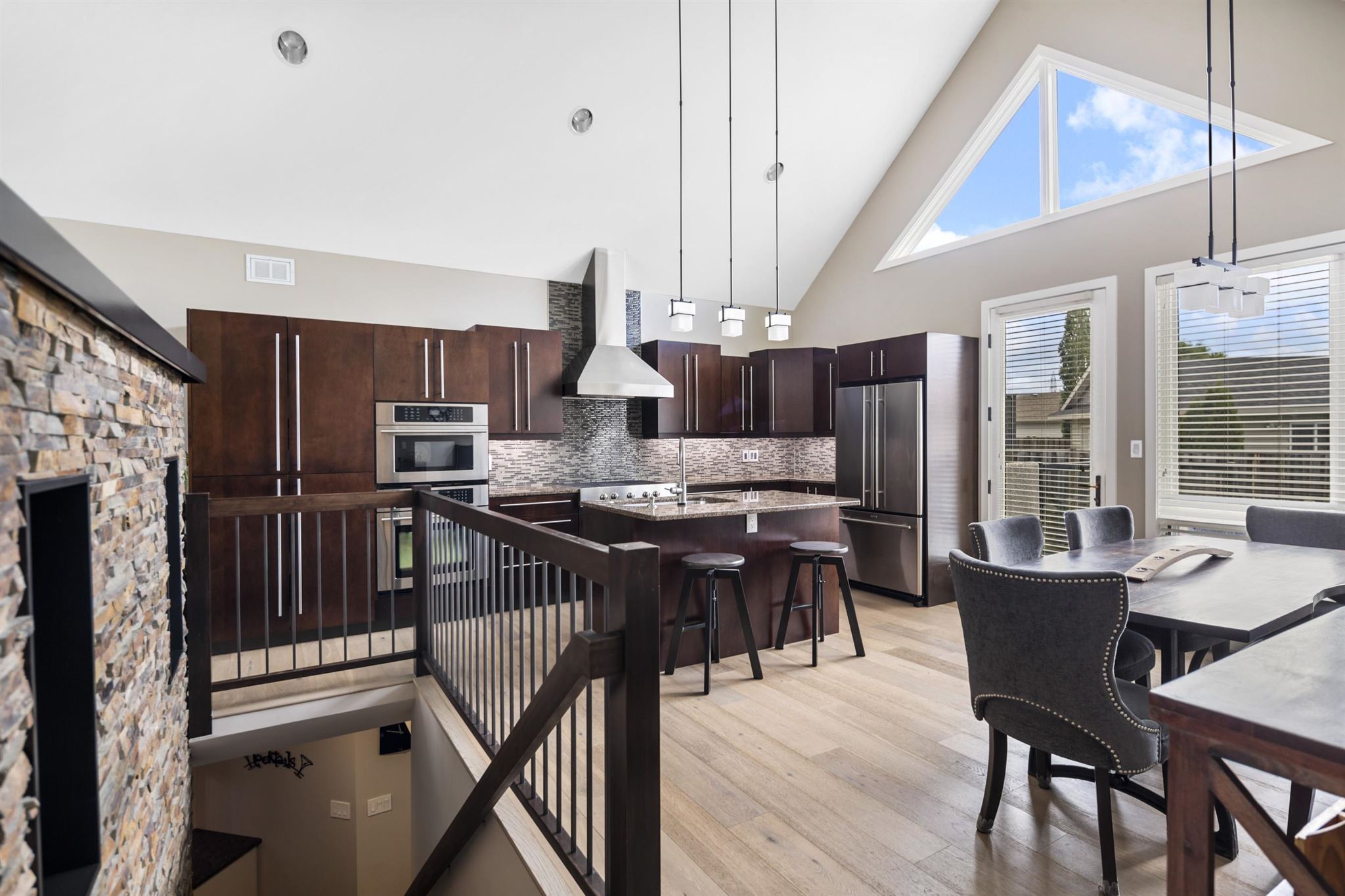 120 Loxley Bay, Thunder Bay, Ontario, Canada