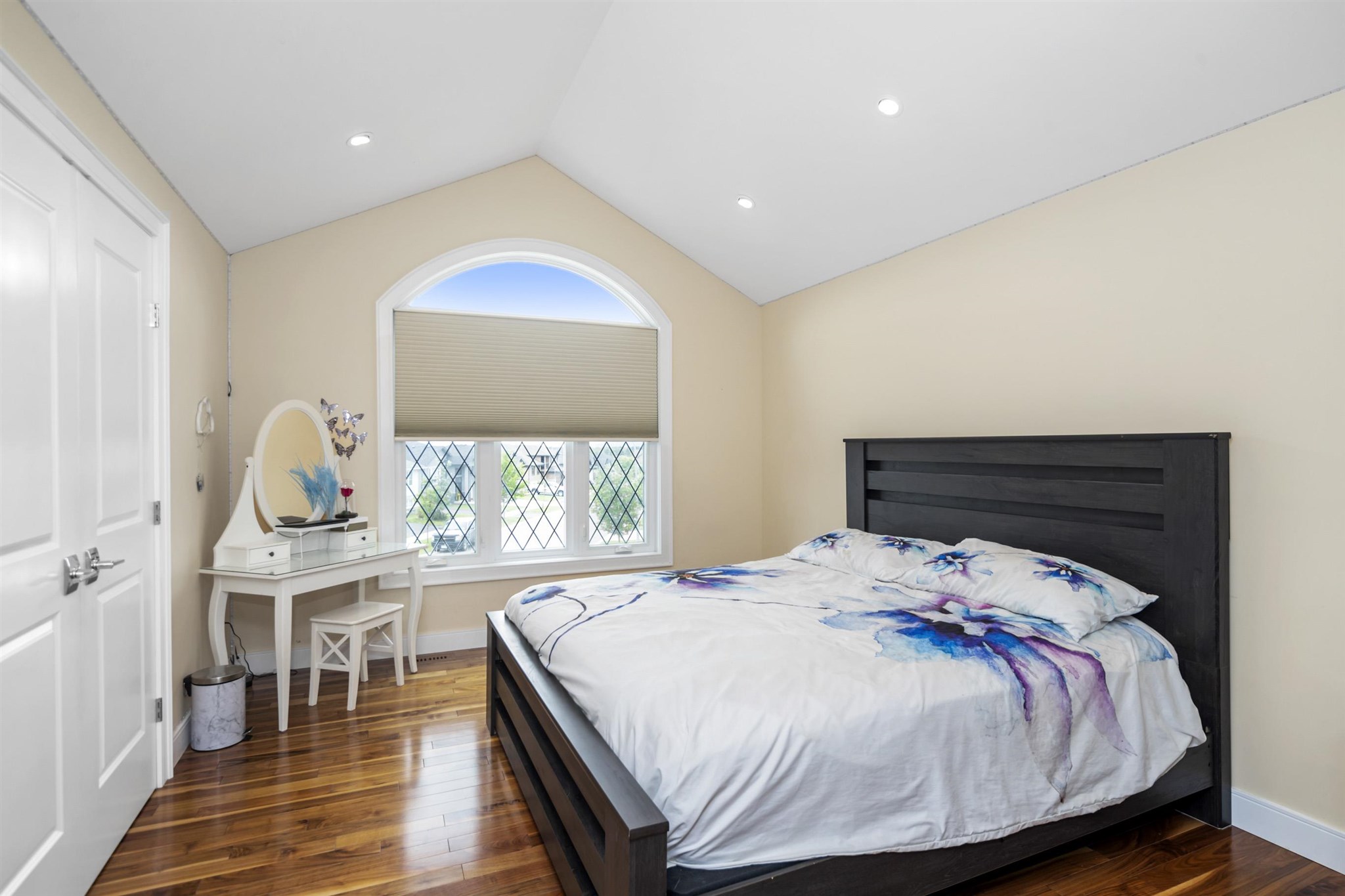 536 Longbow Crescent, Thunder Bay, Ontario, Canada