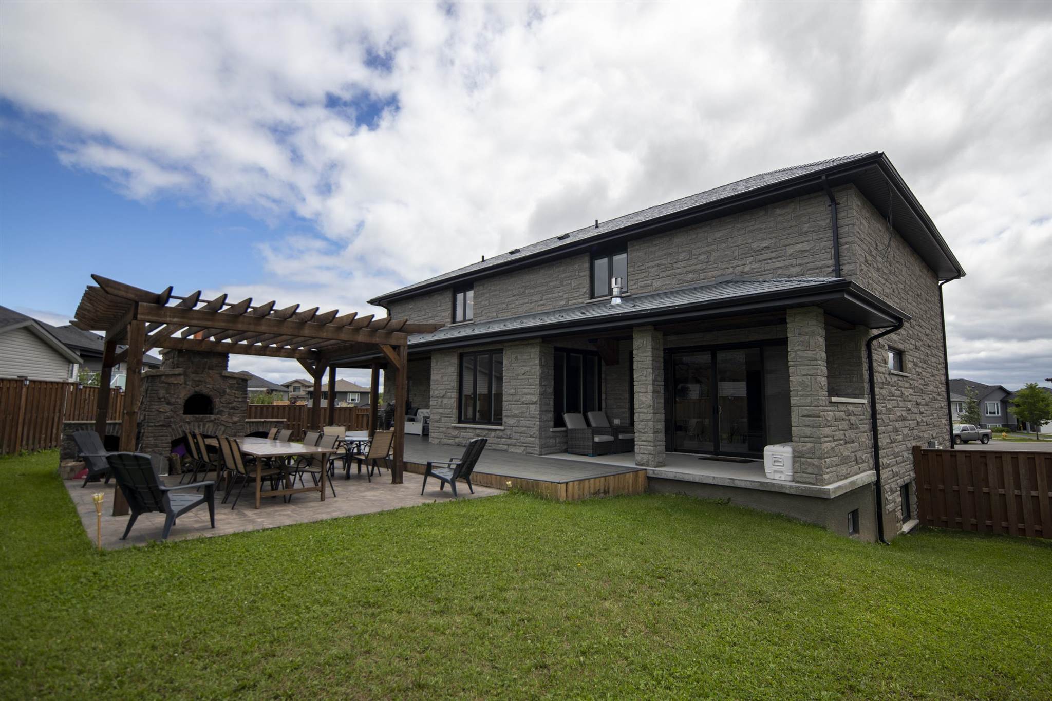 536 Longbow Crescent, Thunder Bay, Ontario, Canada