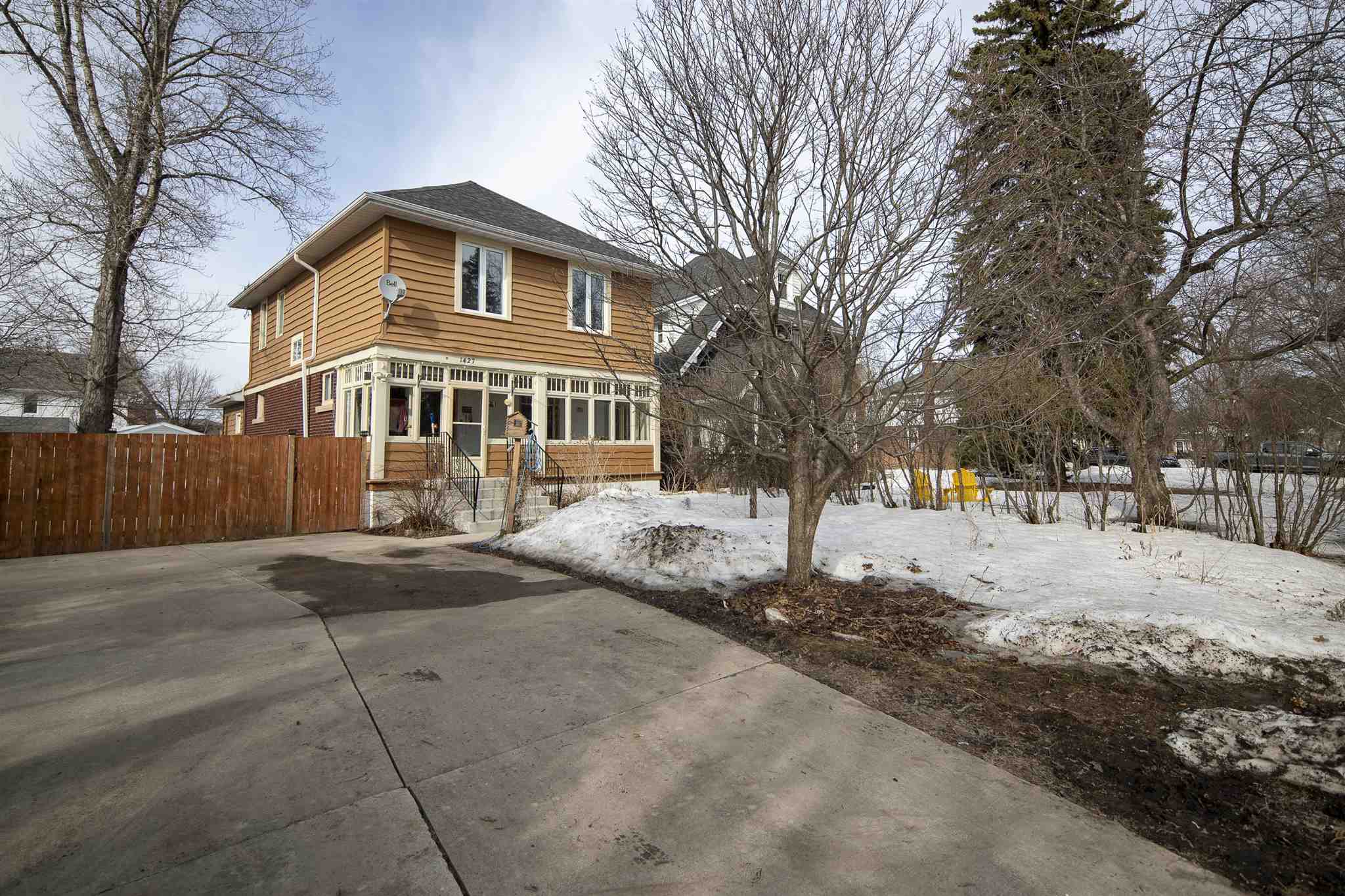 1427 Ridgeway Street E, Thunder Bay, Ontario, Canada