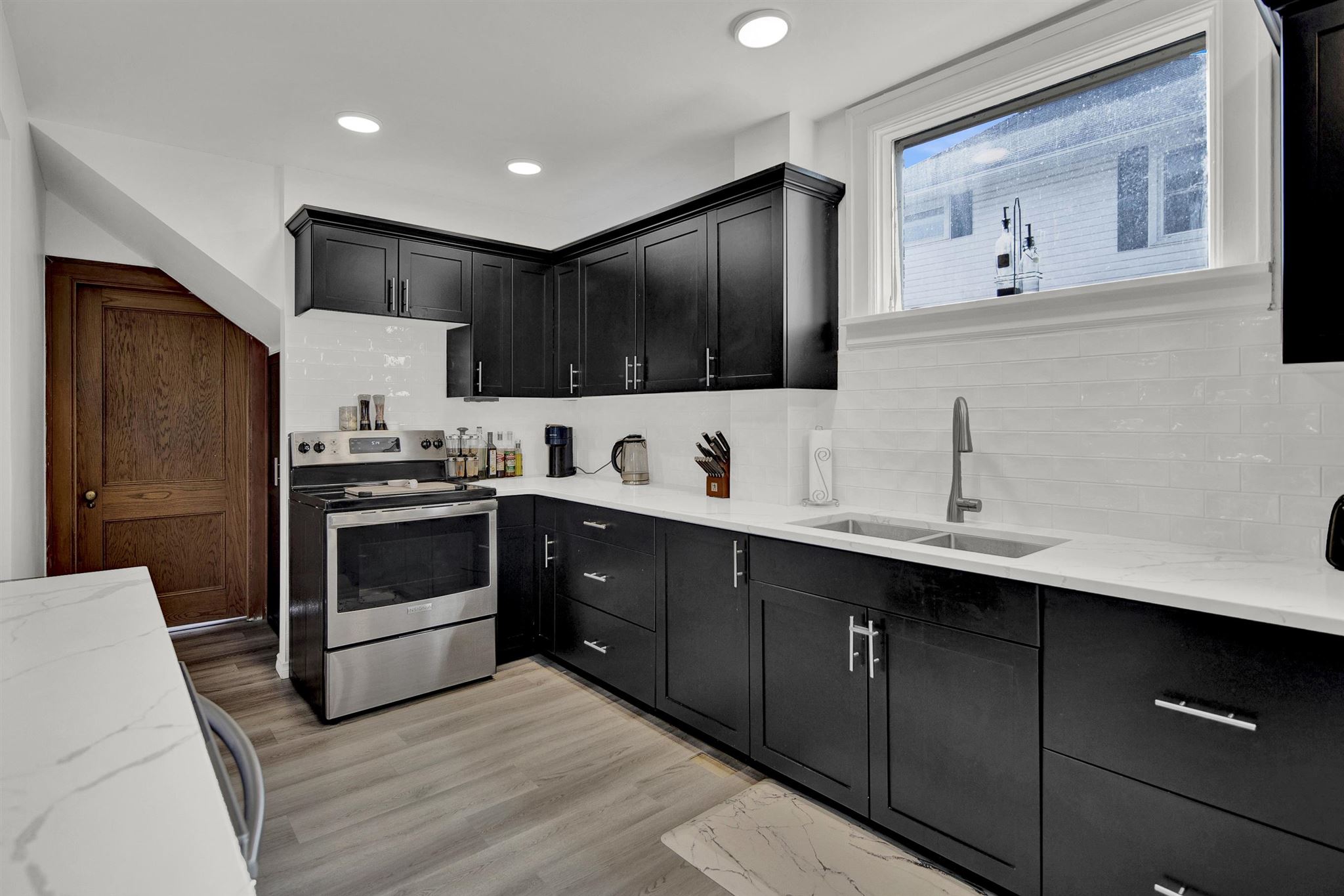 1427 Ridgeway Street E, Thunder Bay, Ontario, Canada