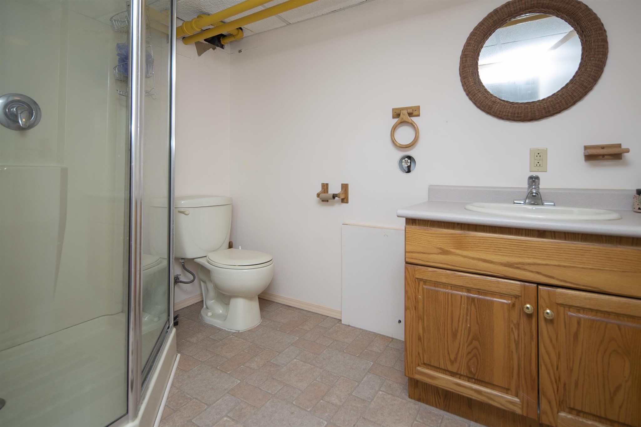 1427 Ridgeway Street E, Thunder Bay, Ontario, Canada