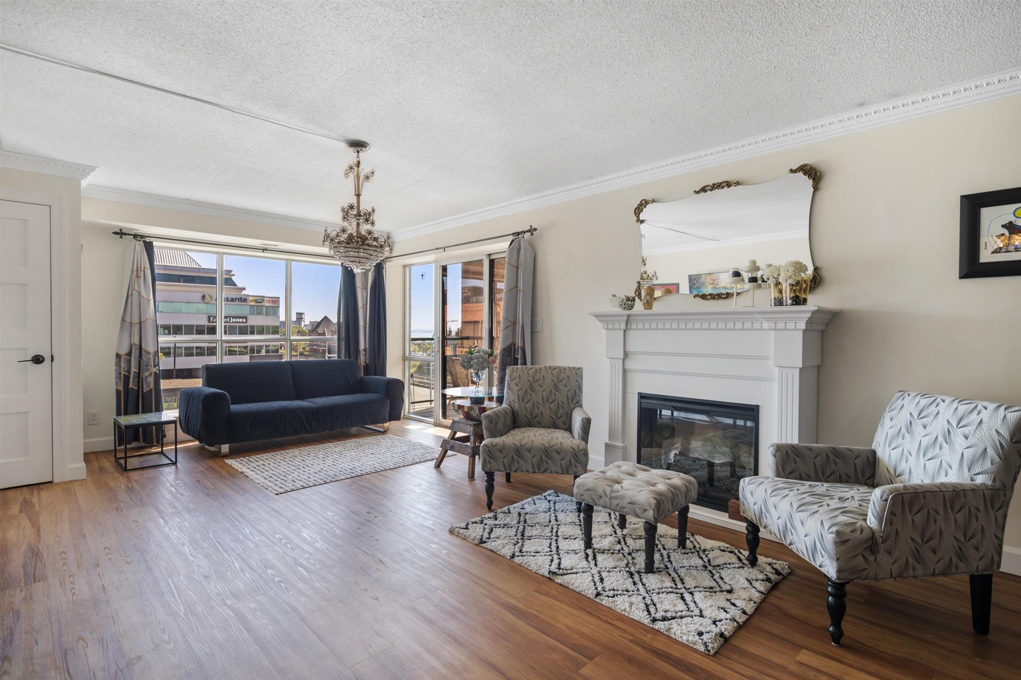 305 50 Water Street, Thunder Bay, Ontario, Canada