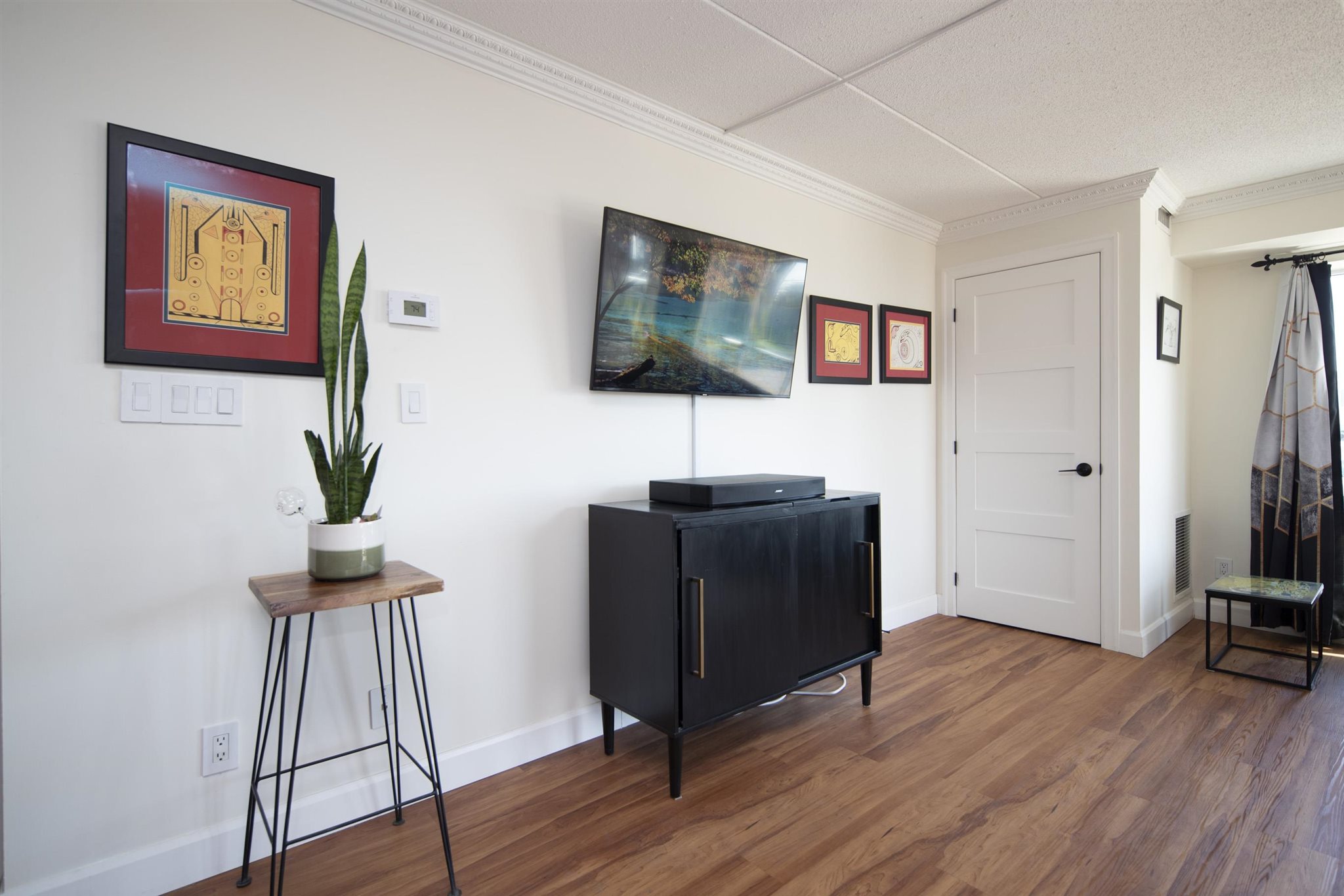 305 50 Water Street, Thunder Bay, Ontario, Canada
